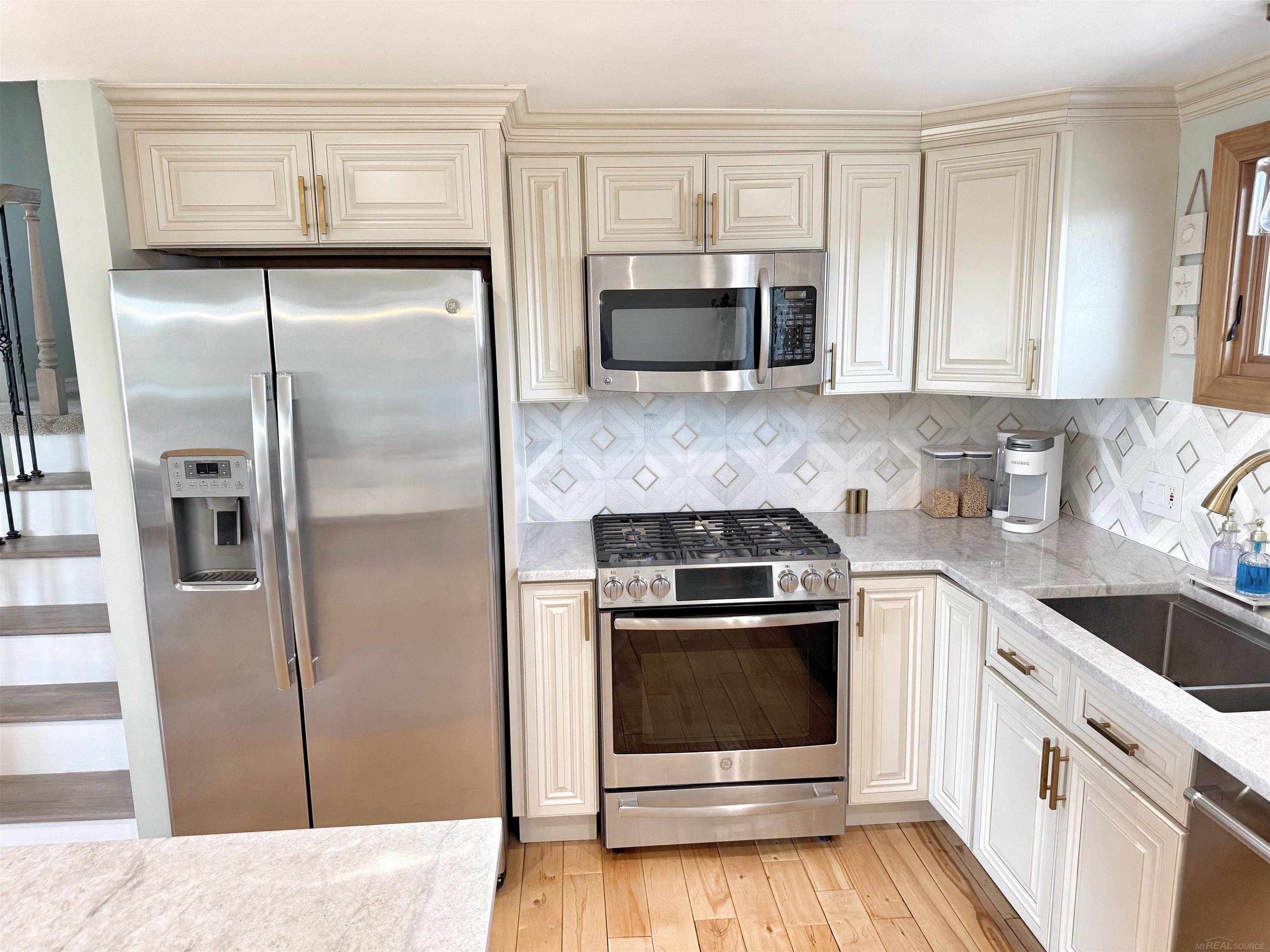 39228 Venetian Drive Property Photo 18