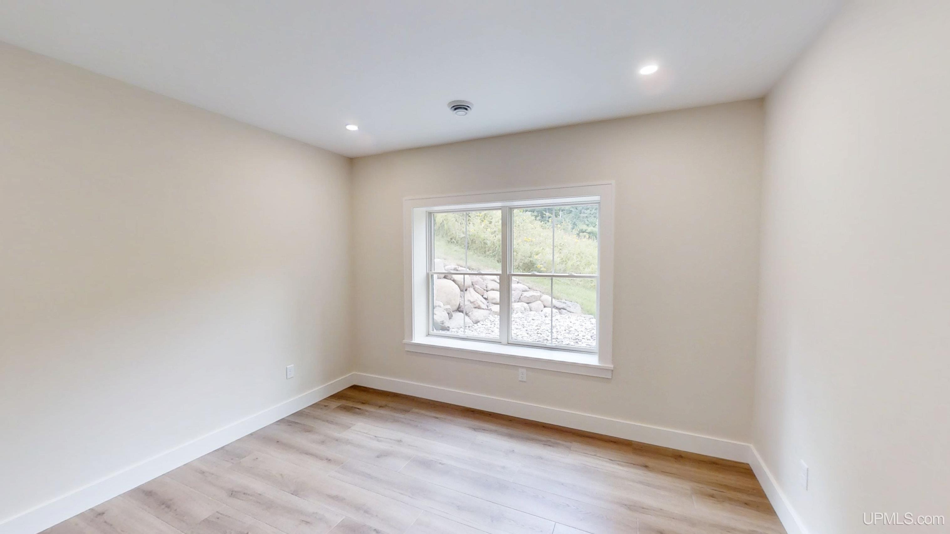 1914 Langford Drive Property Photo 47