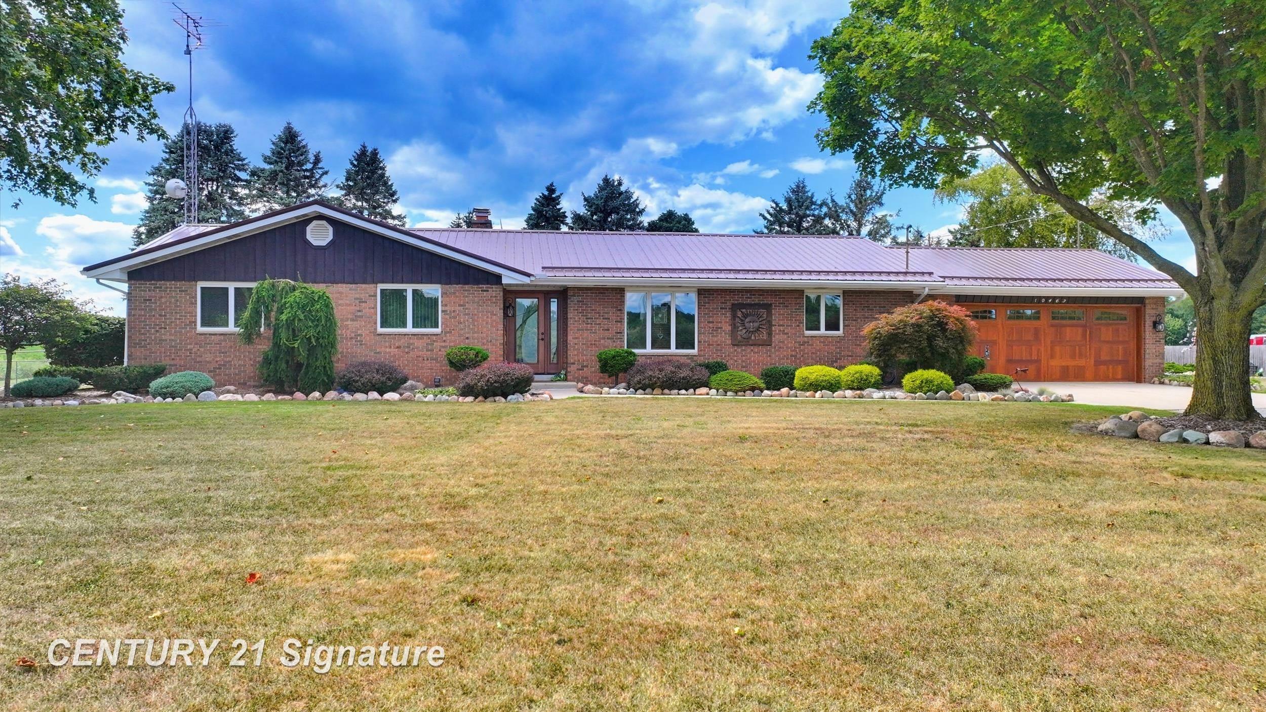 10463 N Woodbridge Road Property Photo 1