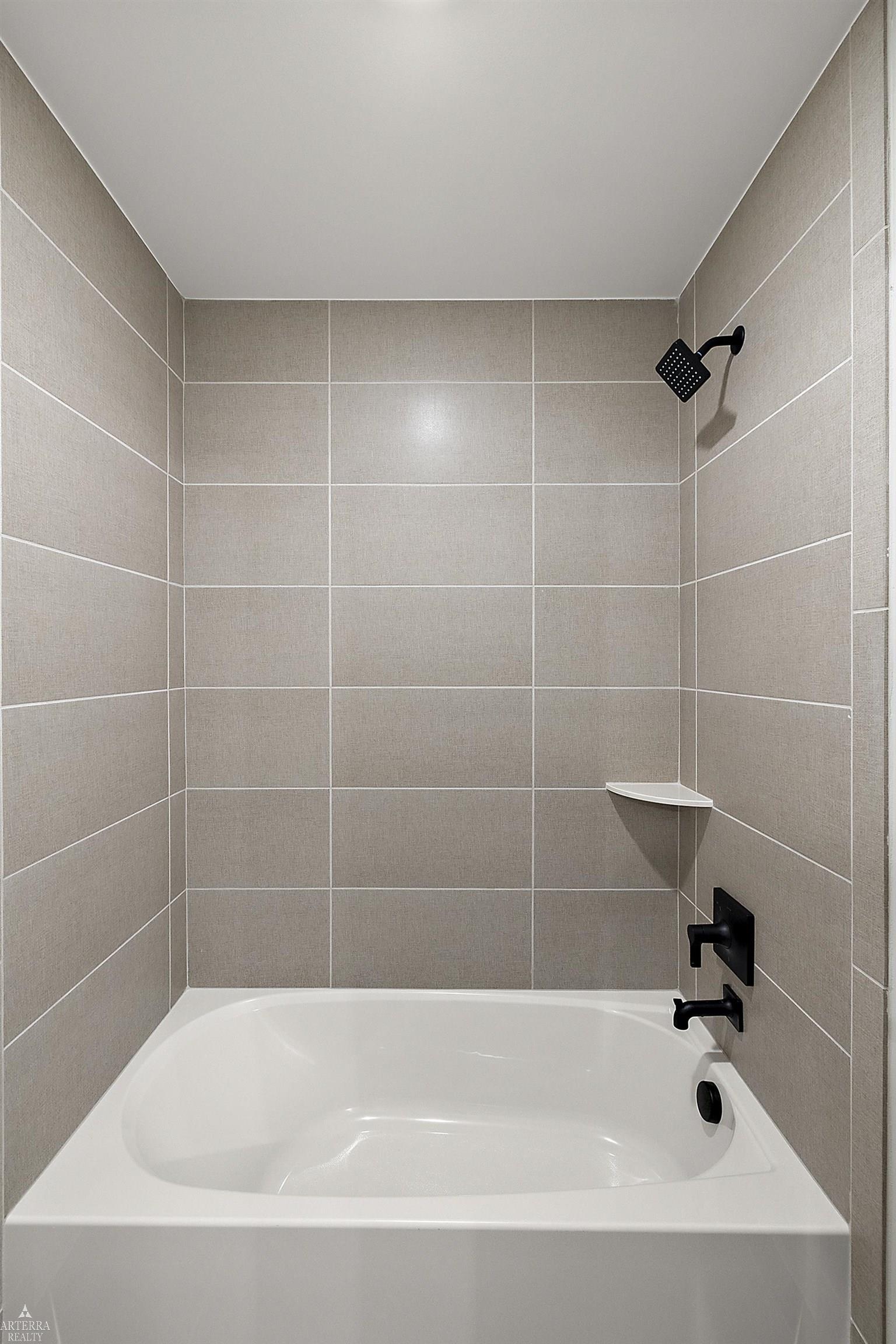 11961 Encore Court Property Photo 28
