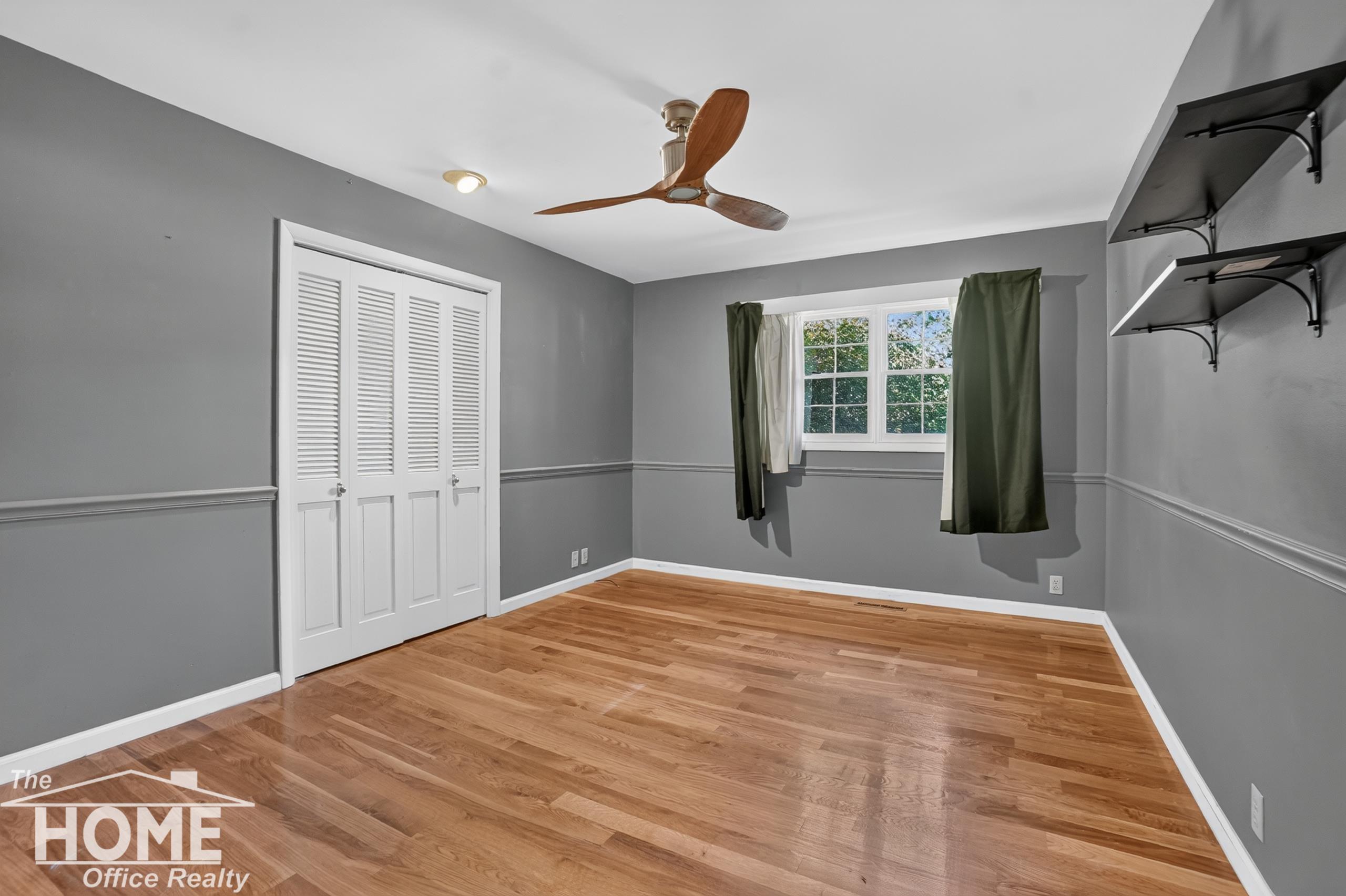 2046 Inglewood Terrace Property Photo 11