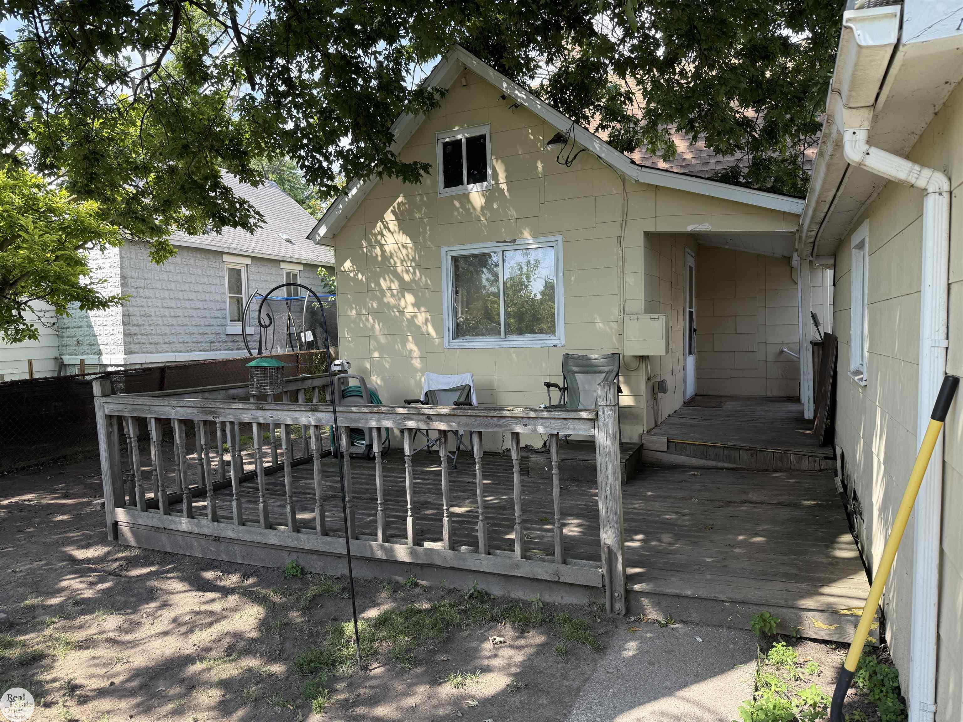 629 West Boulevard Property Photo 19