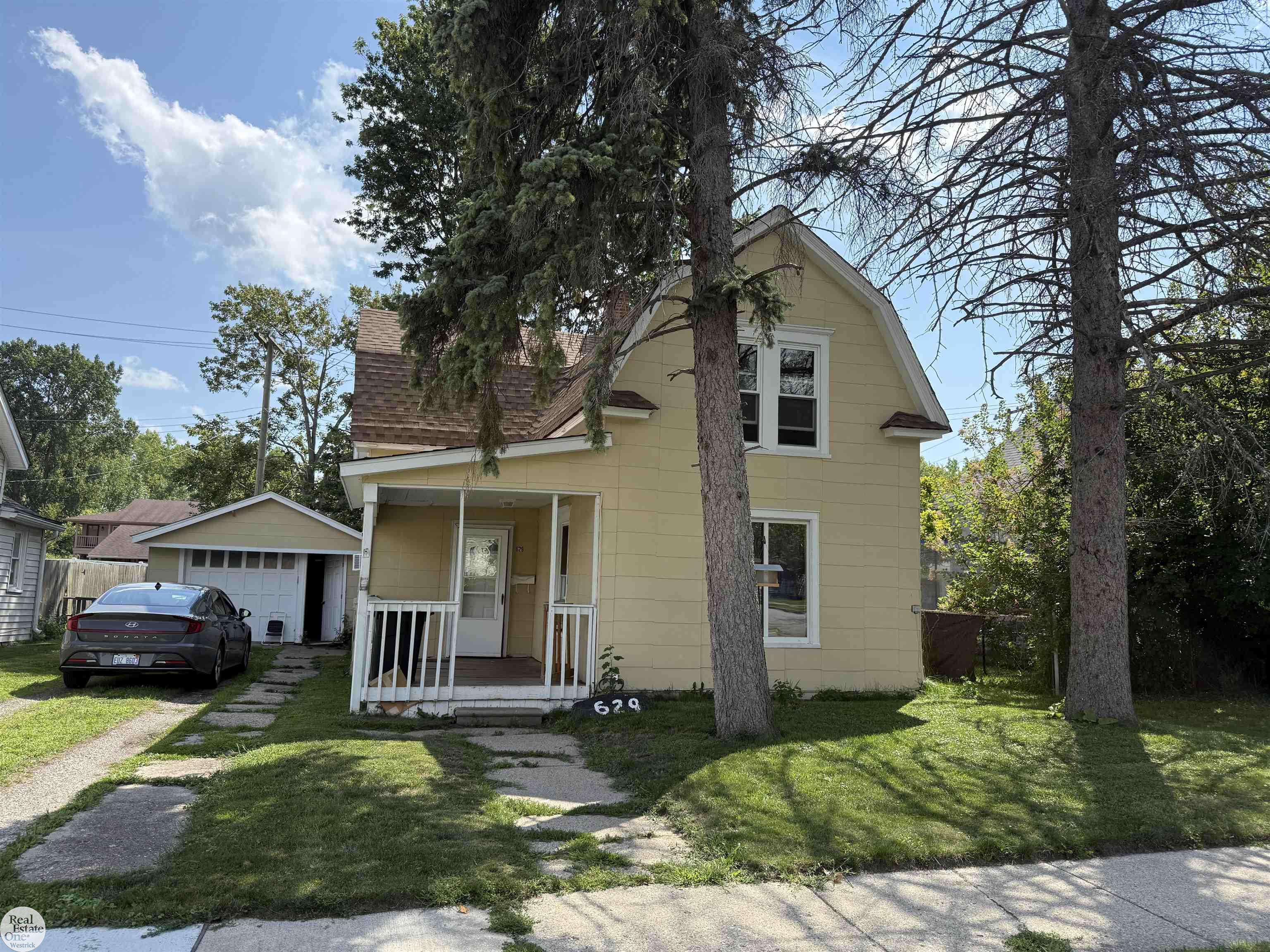 629 West Boulevard Property Photo 22