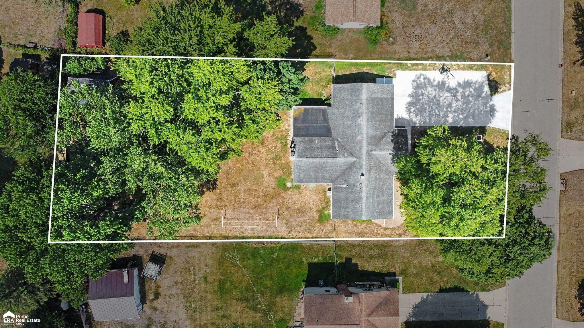 8545 Gallant Fox Trail Property Photo 3