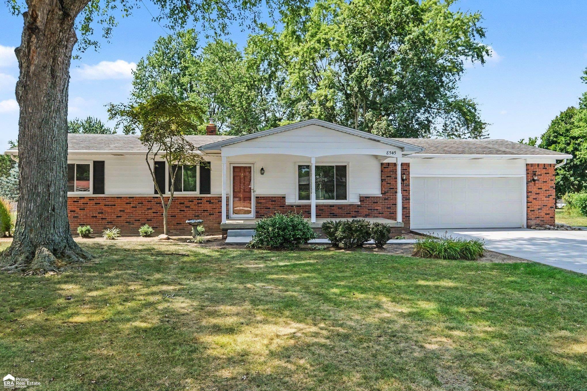 8545 Gallant Fox Trail Property Photo 6