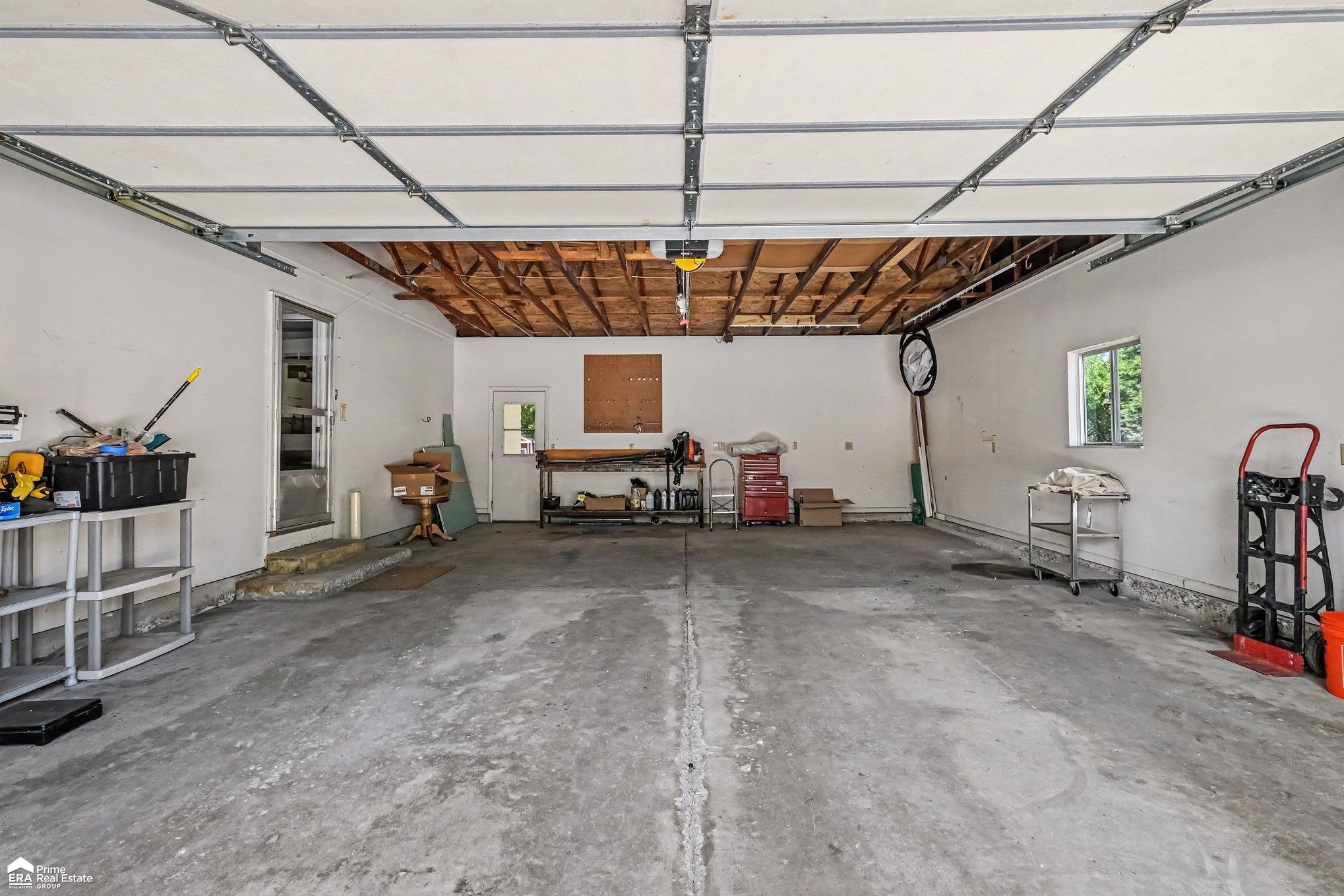 8545 Gallant Fox Trail Property Photo 38
