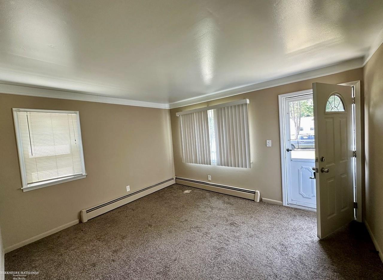 25106 Rosenbusch Boulevard Property Photo 4