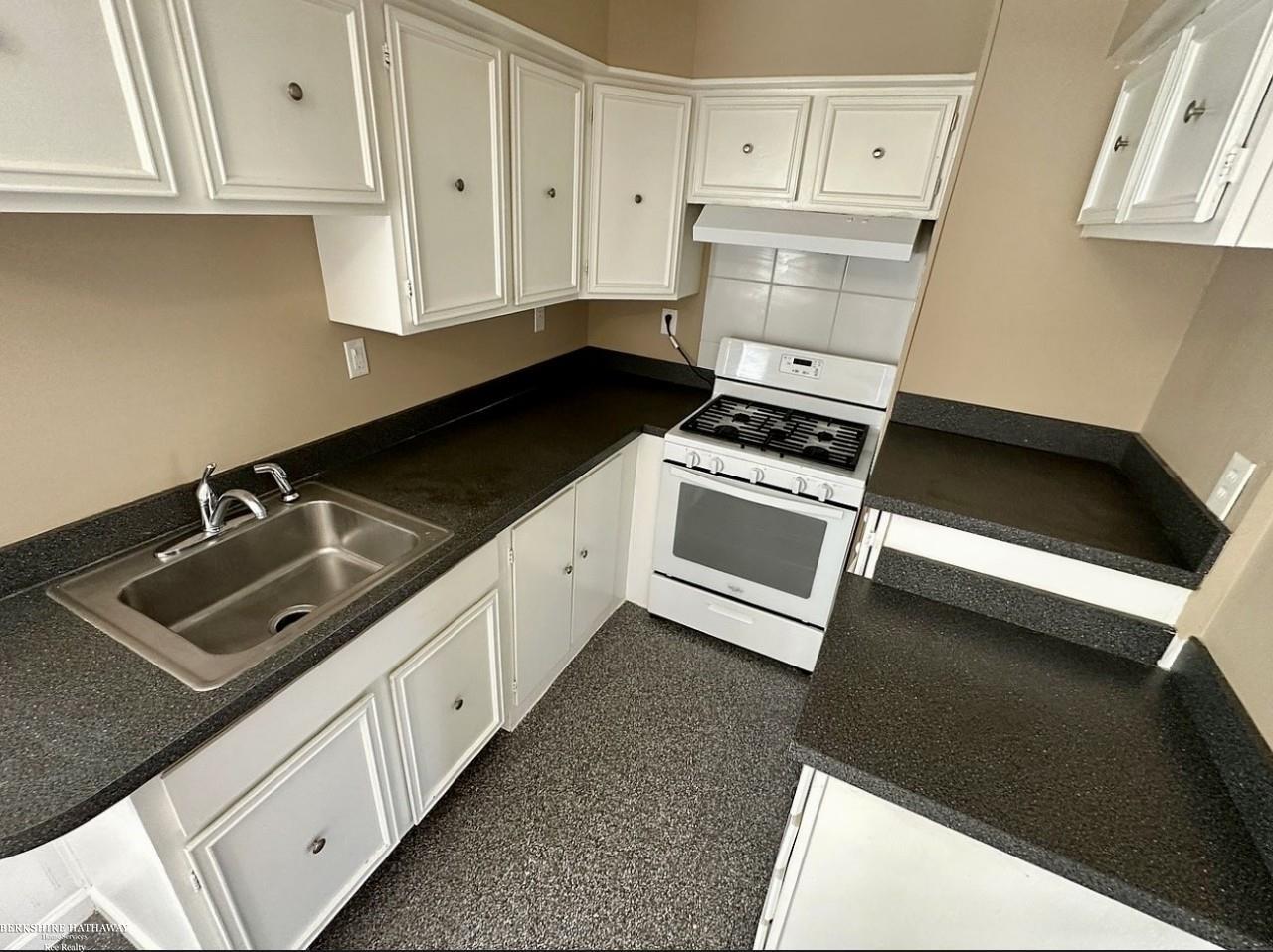 25106 Rosenbusch Boulevard Property Photo 7