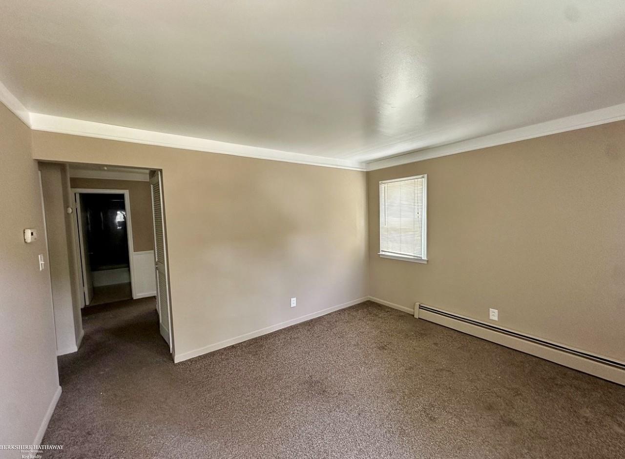 25106 Rosenbusch Boulevard Property Photo 9