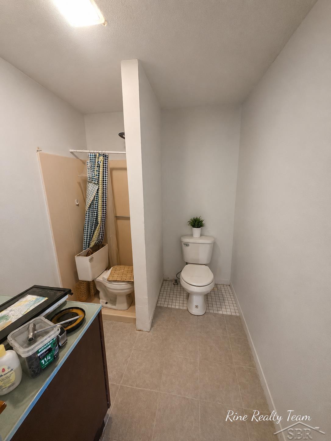2561 E Manor Road Property Photo 21