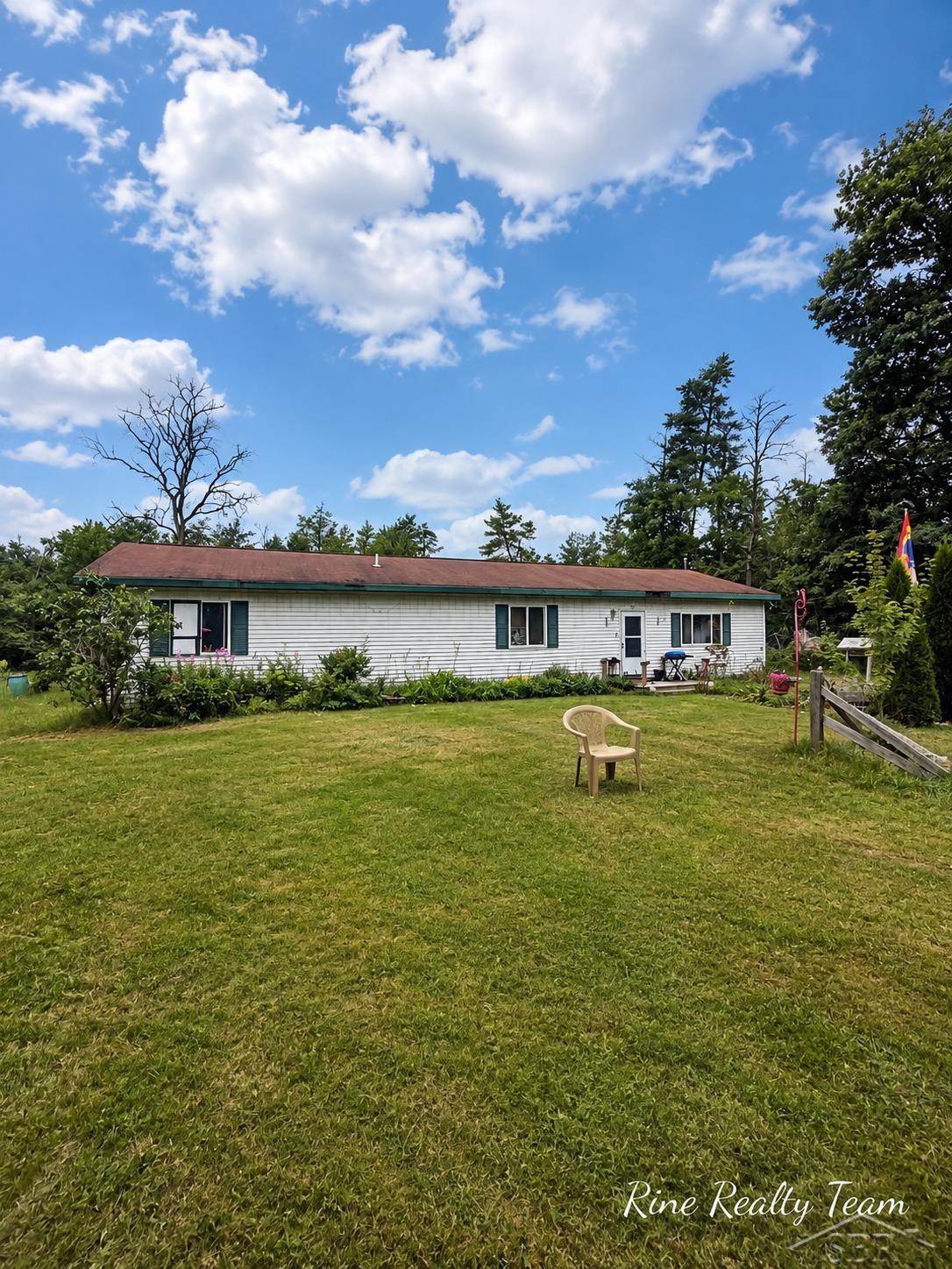 10882 Chase Bridge Road Property Photo 9