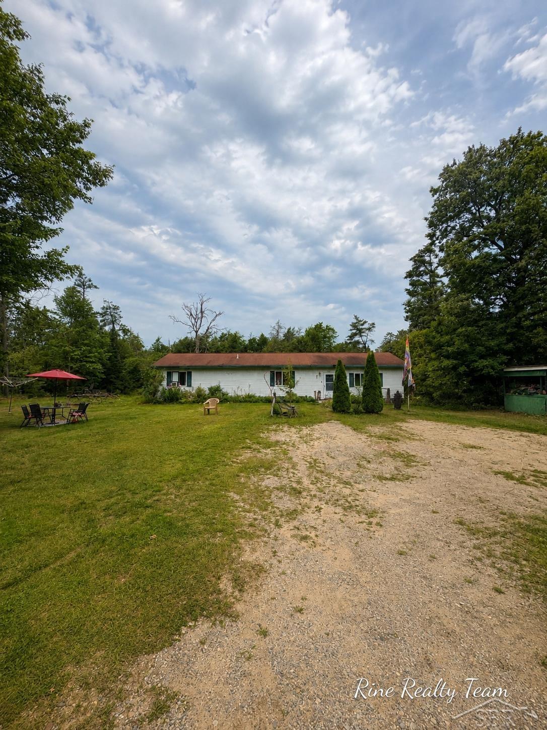 10882 Chase Bridge Road Property Photo 11