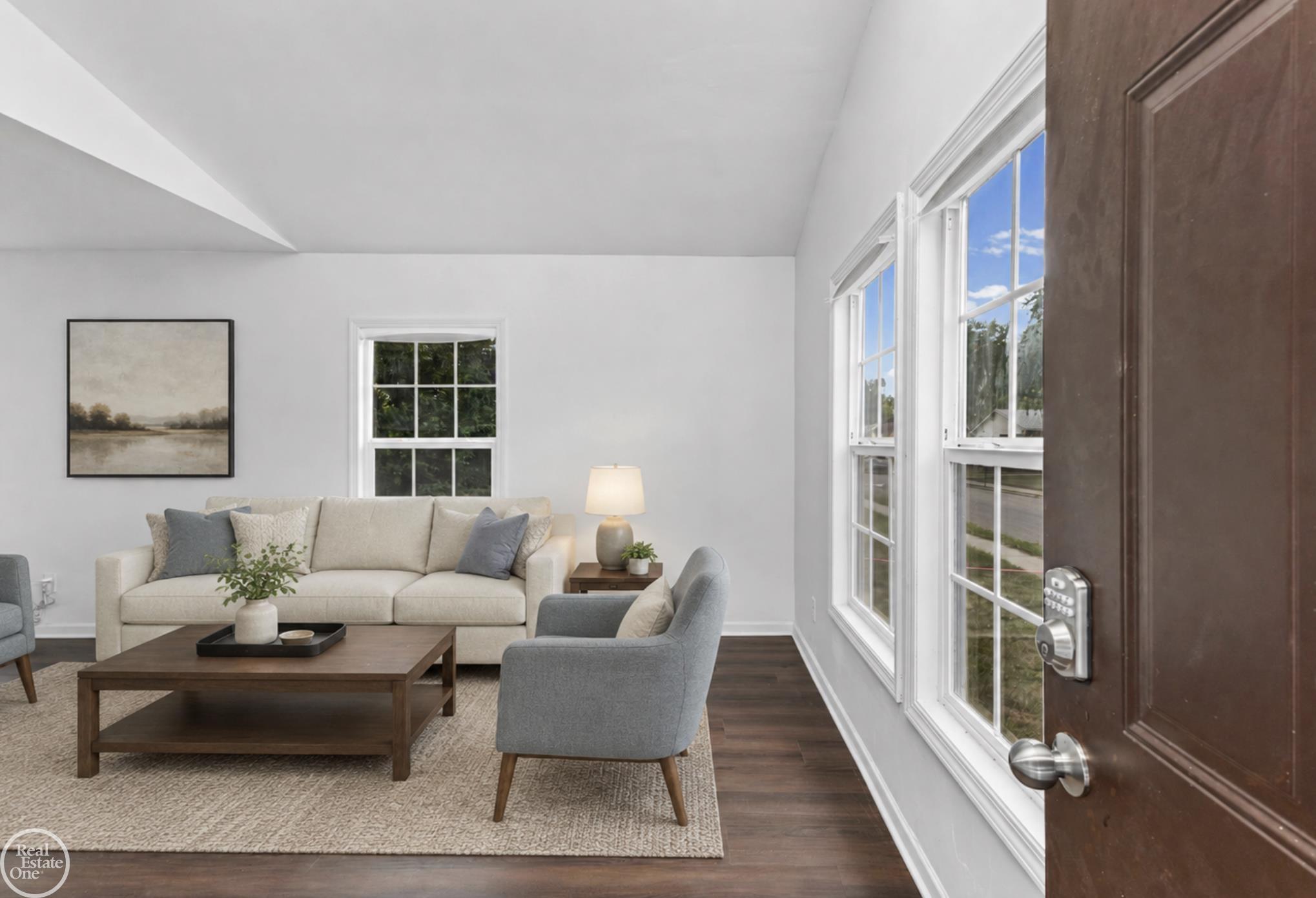 656 Tennessee Street Property Photo 2
