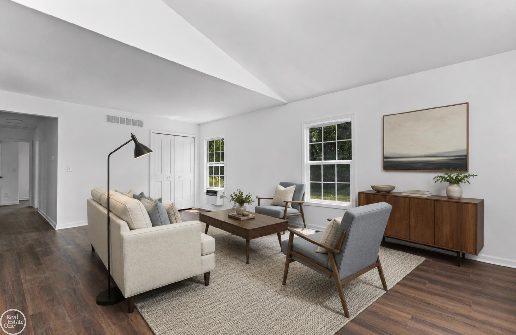 656 Tennessee Street Property Photo 4