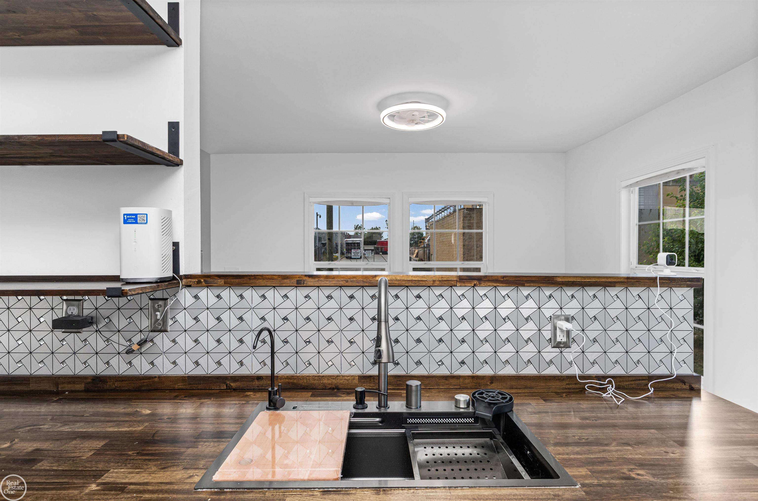 656 Tennessee Street Property Photo 19
