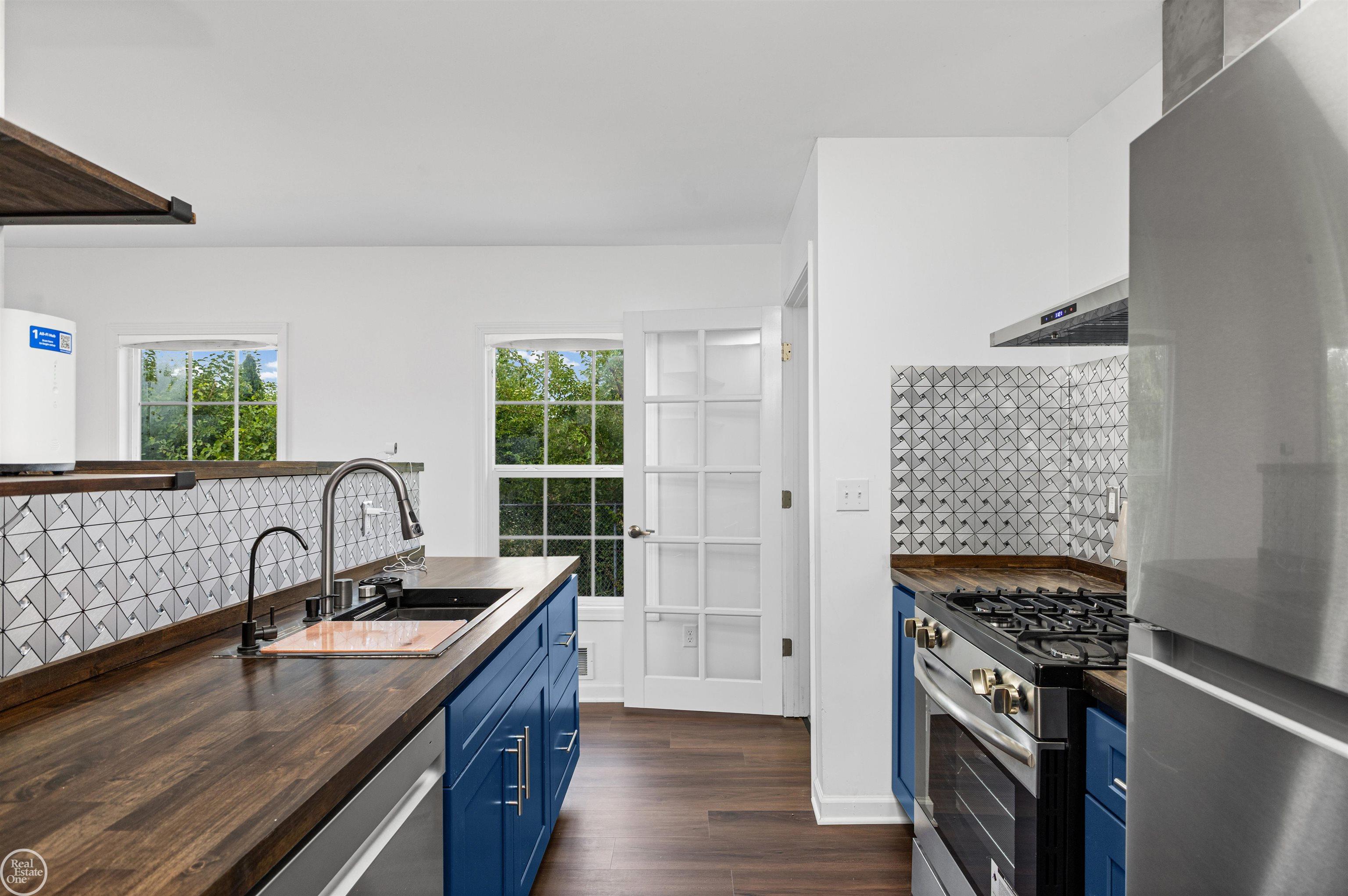 656 Tennessee Street Property Photo 20