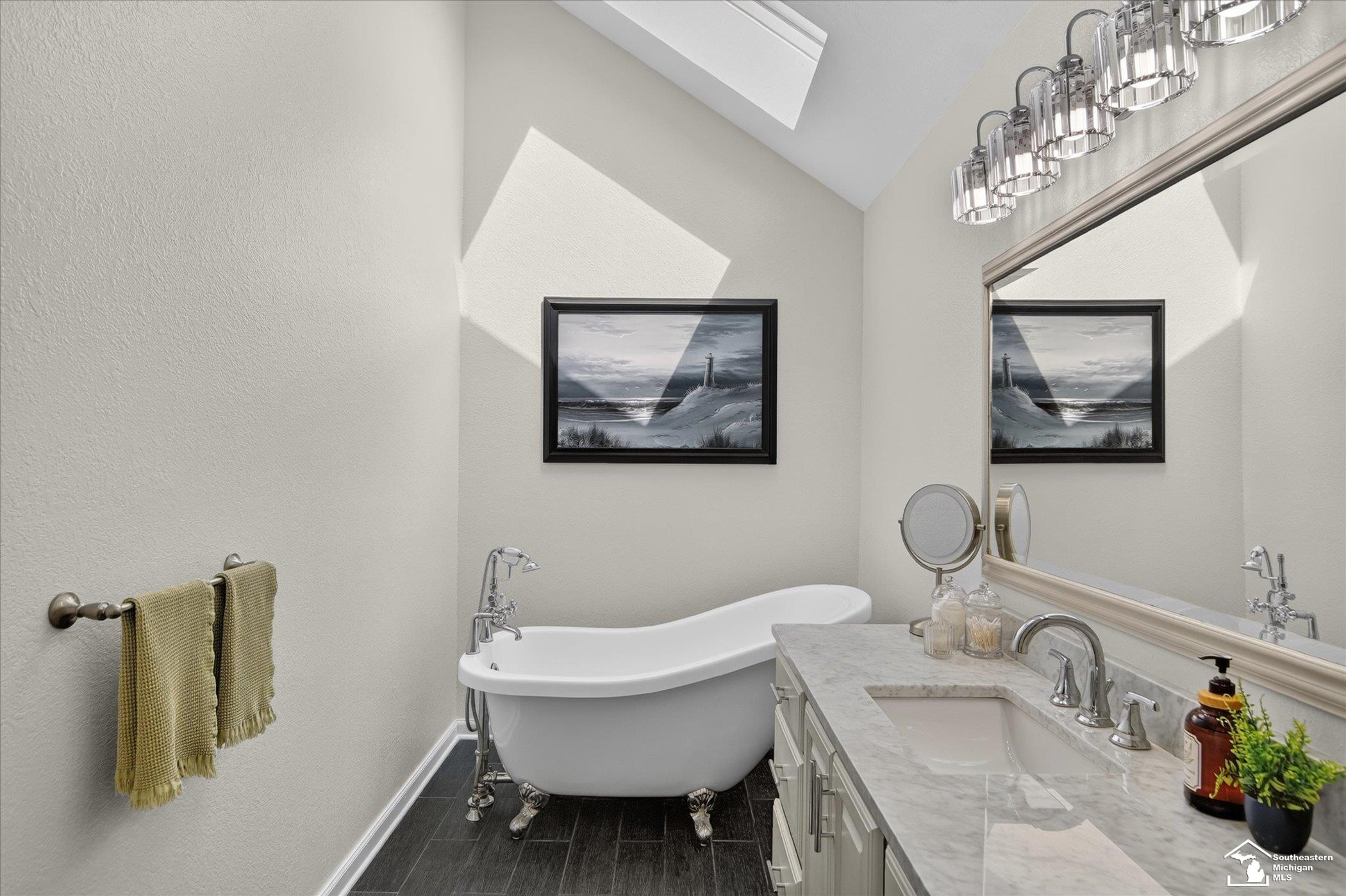 870 Hickory Creek Drive Property Photo 23