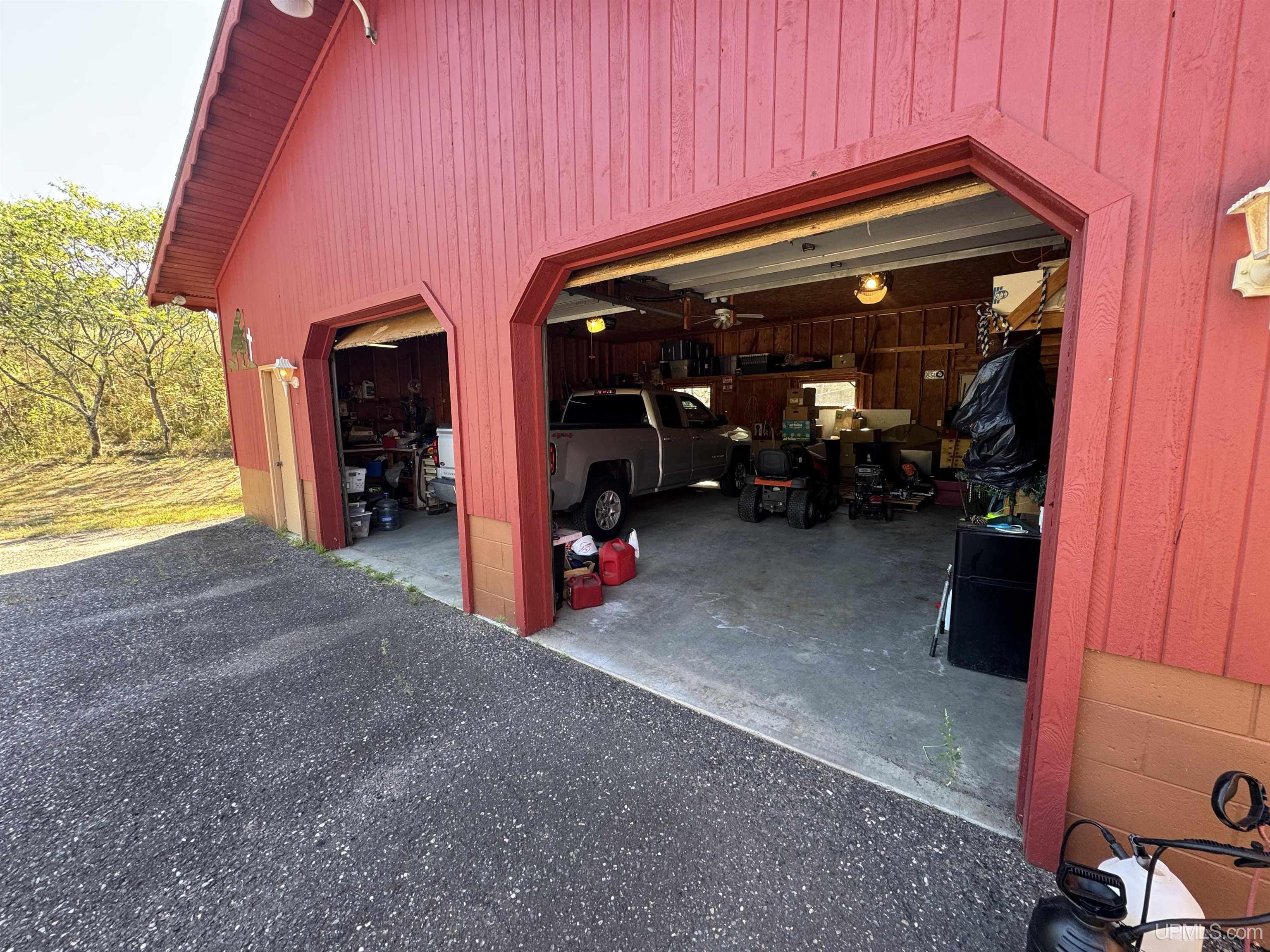 W7065 Us2 Highway Property Photo 34