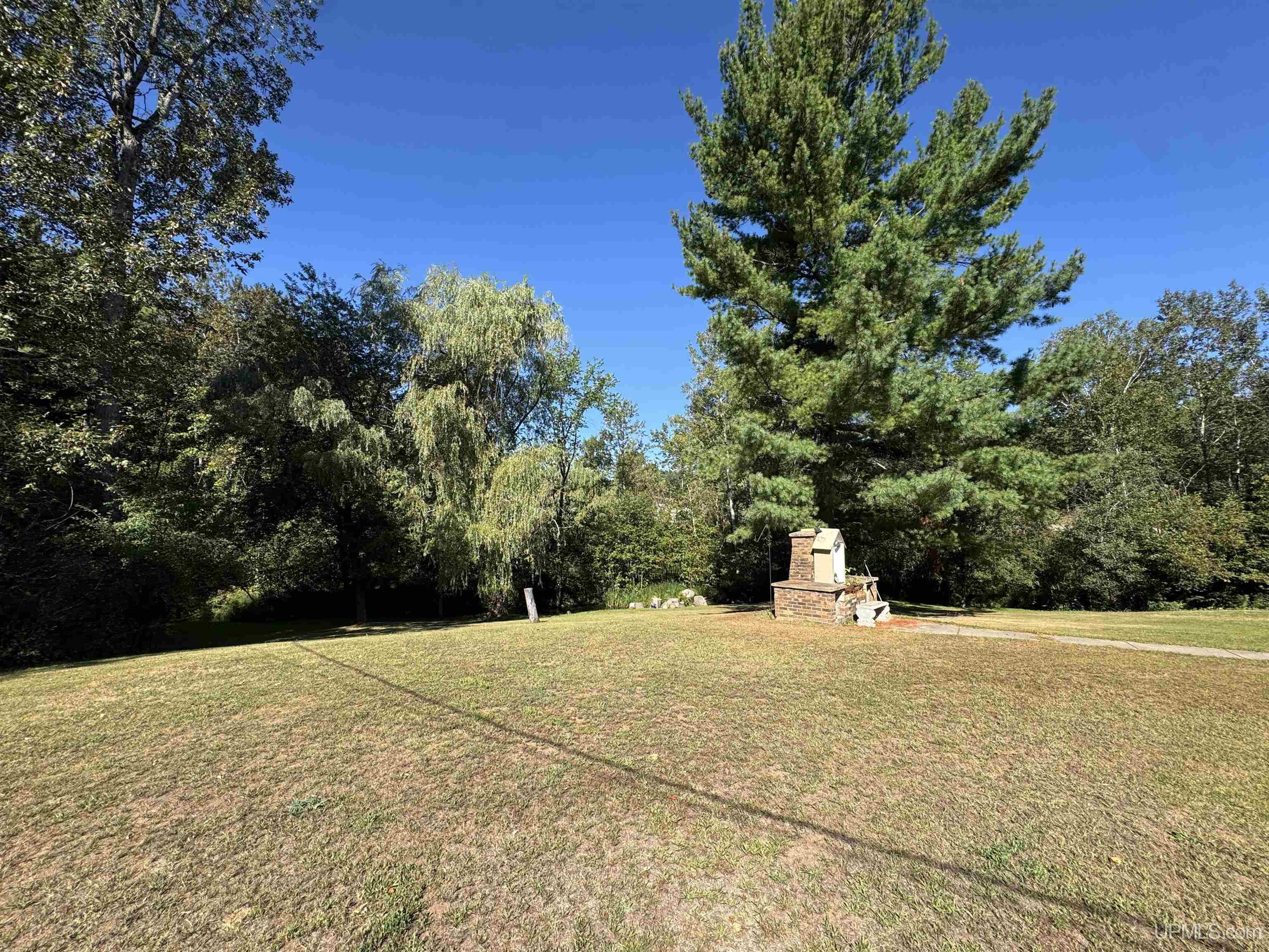 W7065 Us2 Highway Property Photo 45