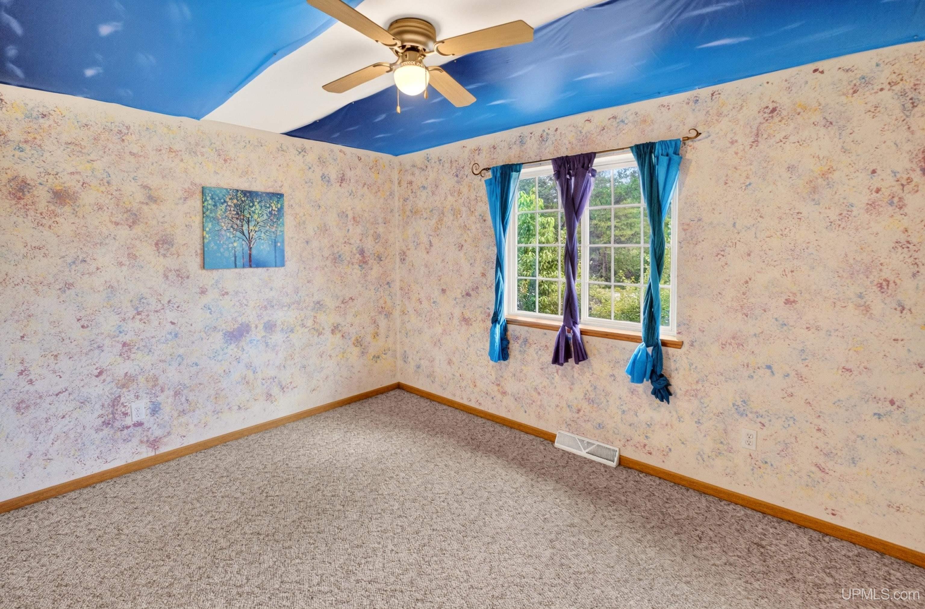 1675 Ellsworth Drive Property Photo 11