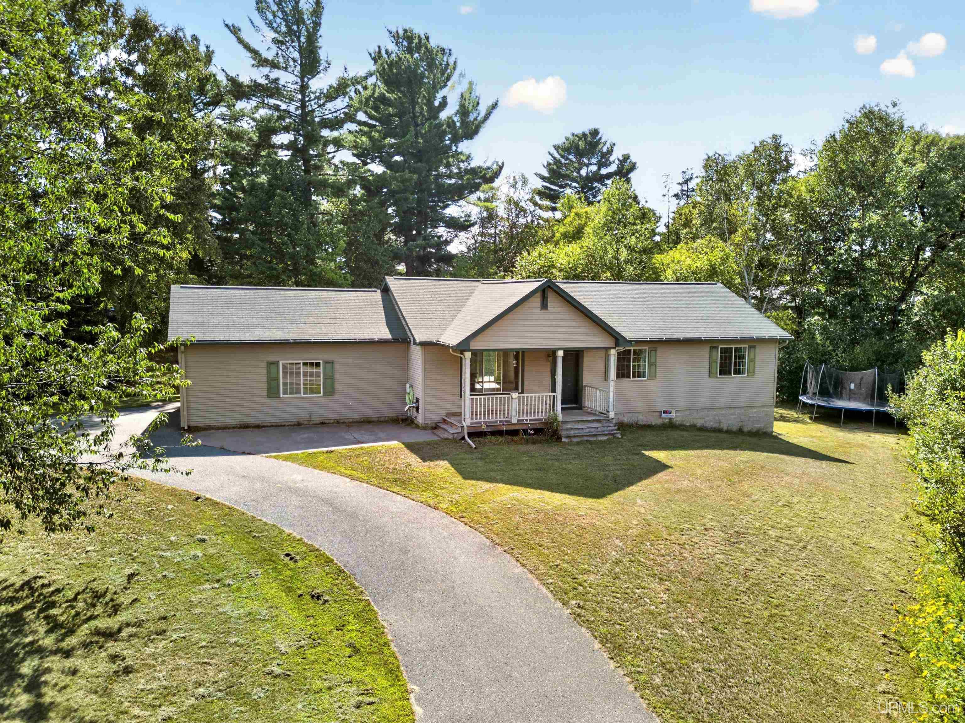 1675 Ellsworth Drive Property Photo 23