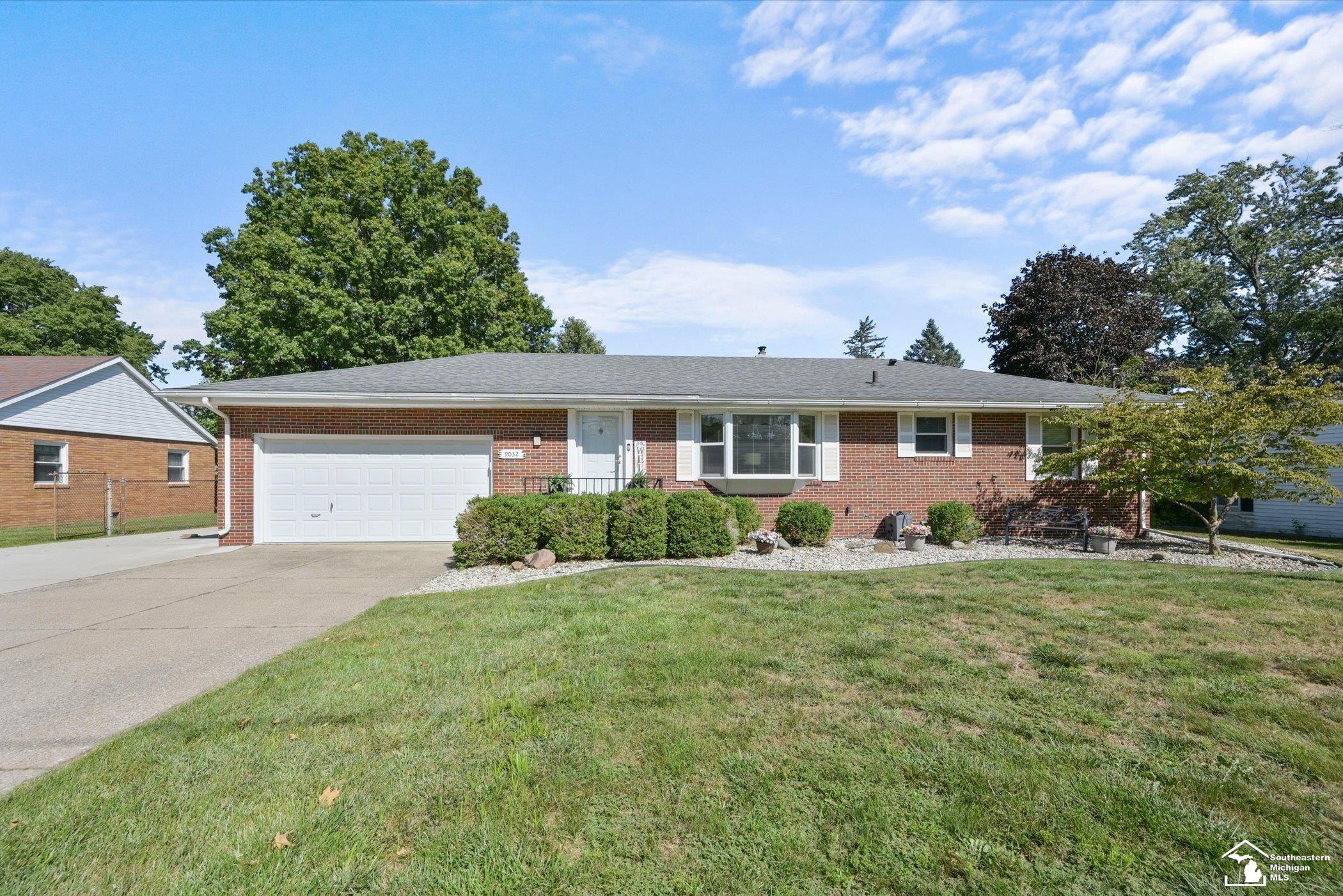 9032 Lawrence Drive Property Photo 1