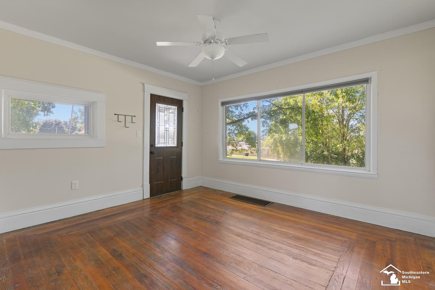 202 Walnut Street Property Photo 3