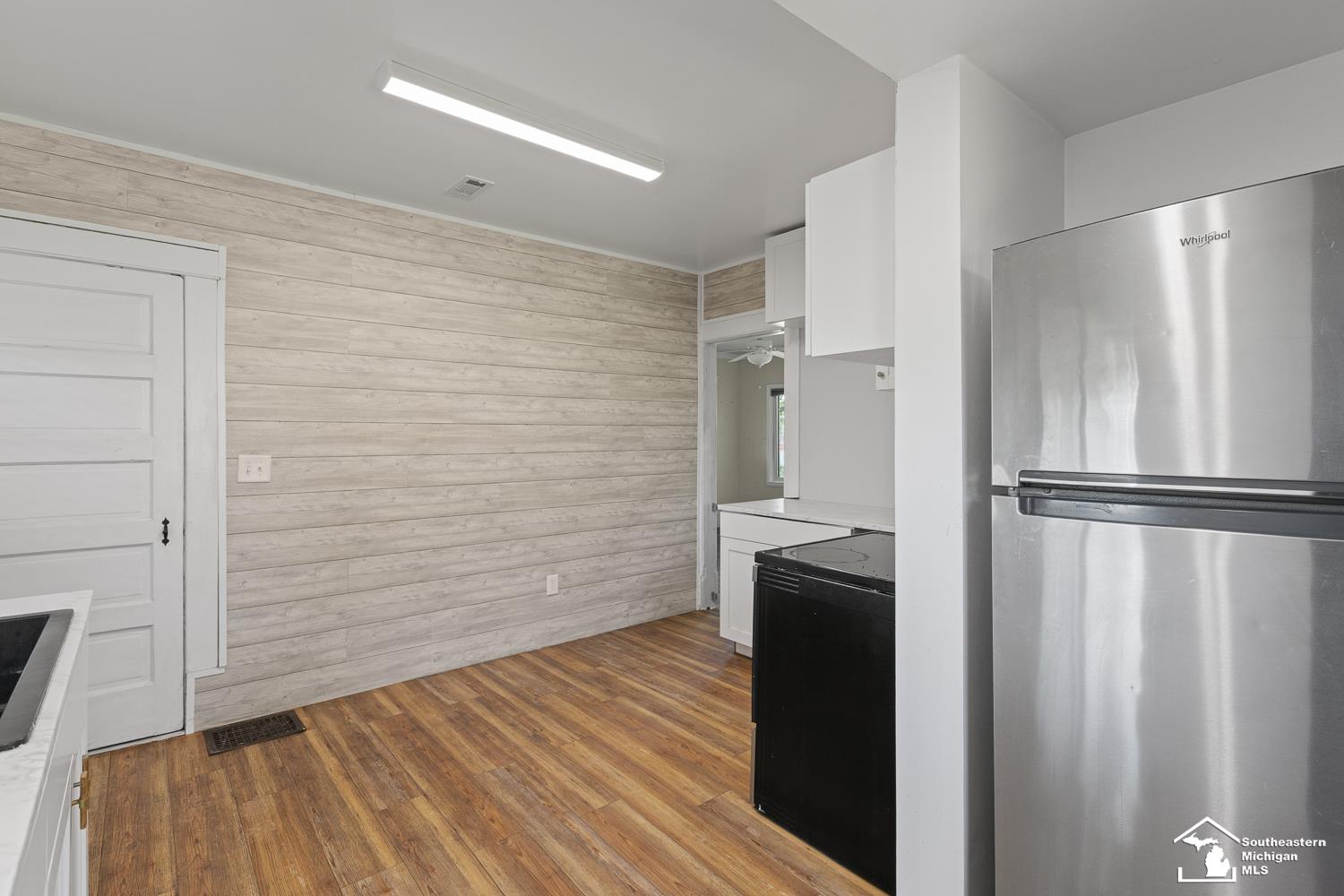 202 Walnut Street Property Photo 15