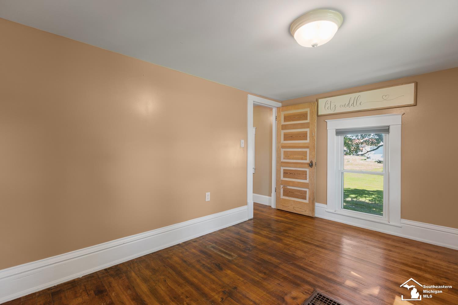 202 Walnut Street Property Photo 19