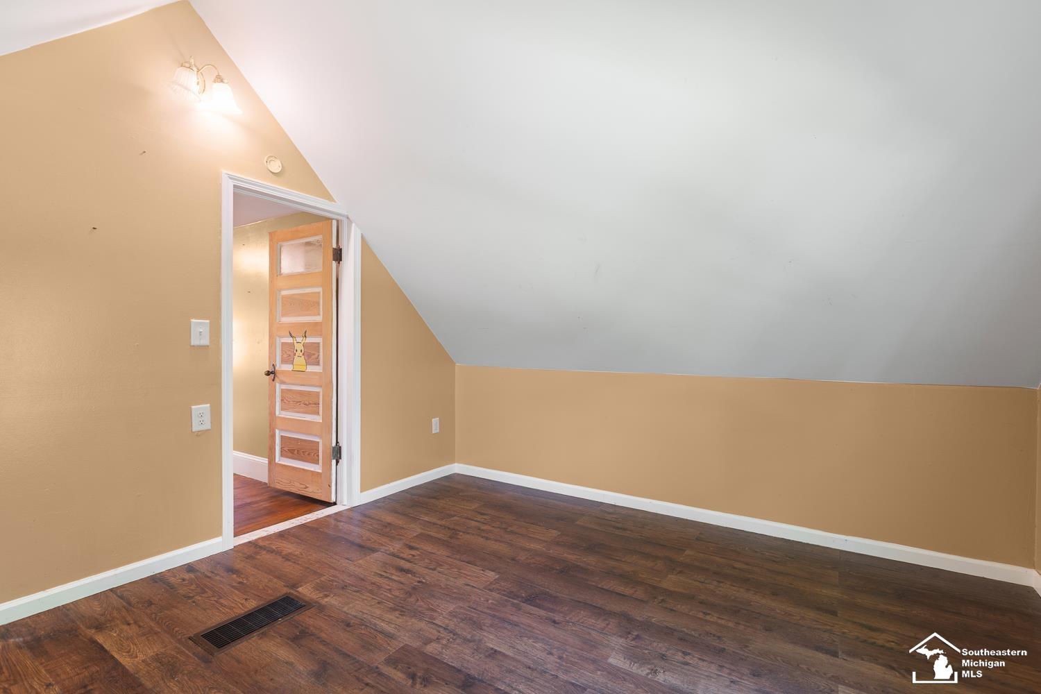 202 Walnut Street Property Photo 21
