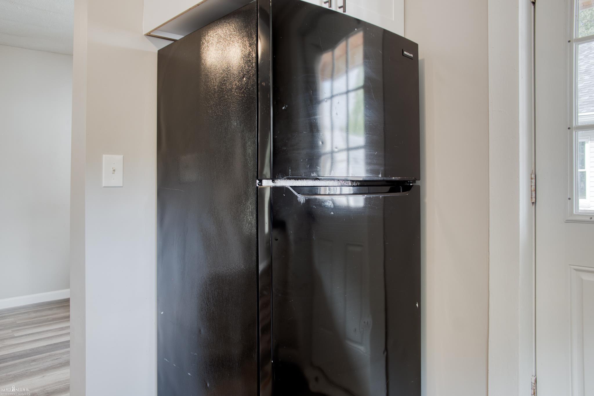 1003 Ryan Street Property Photo 5