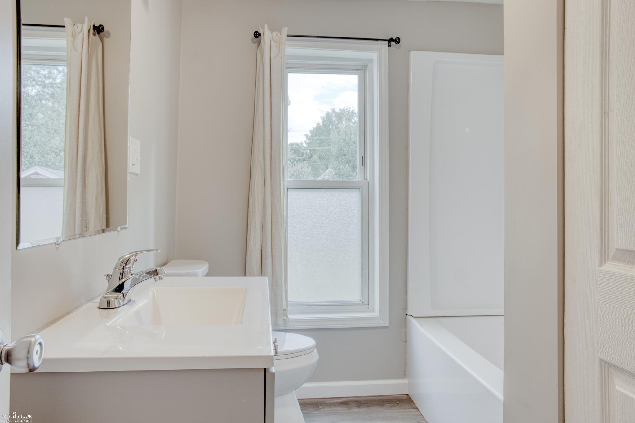 1003 Ryan Street Property Photo 21