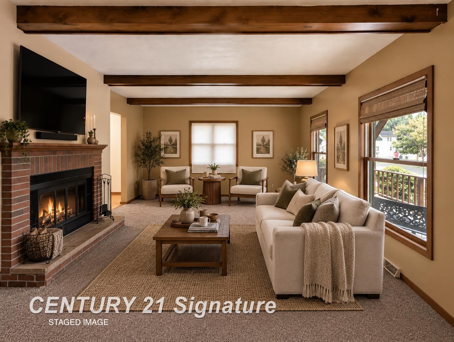 1608 N Oakley Street Property Photo 7