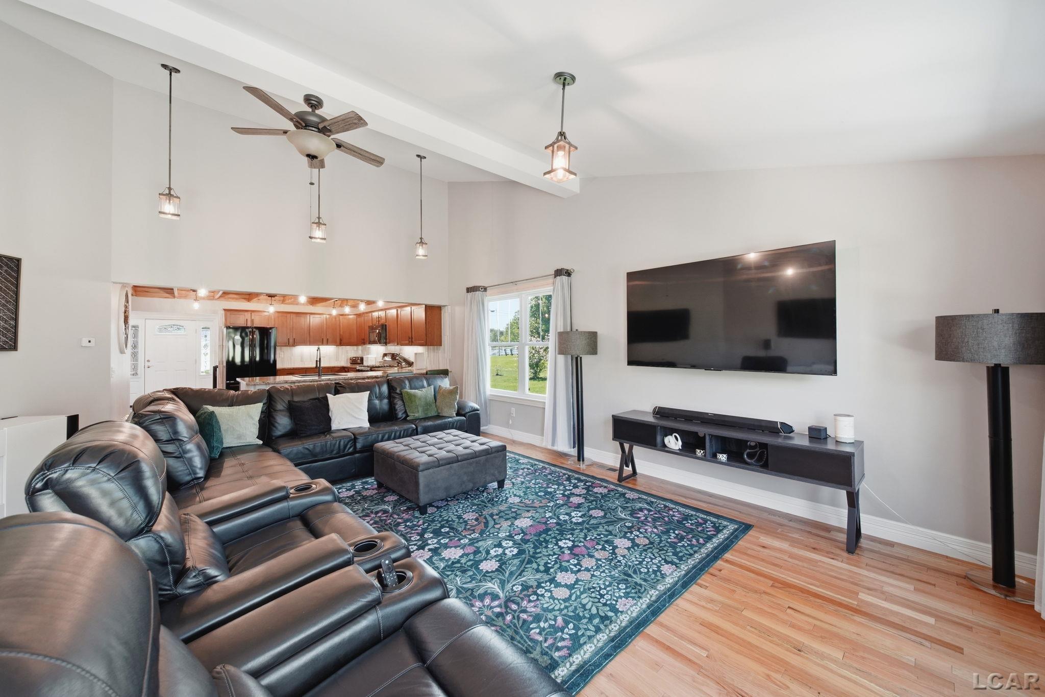 2301 Wolf Creek Highway Property Photo 13