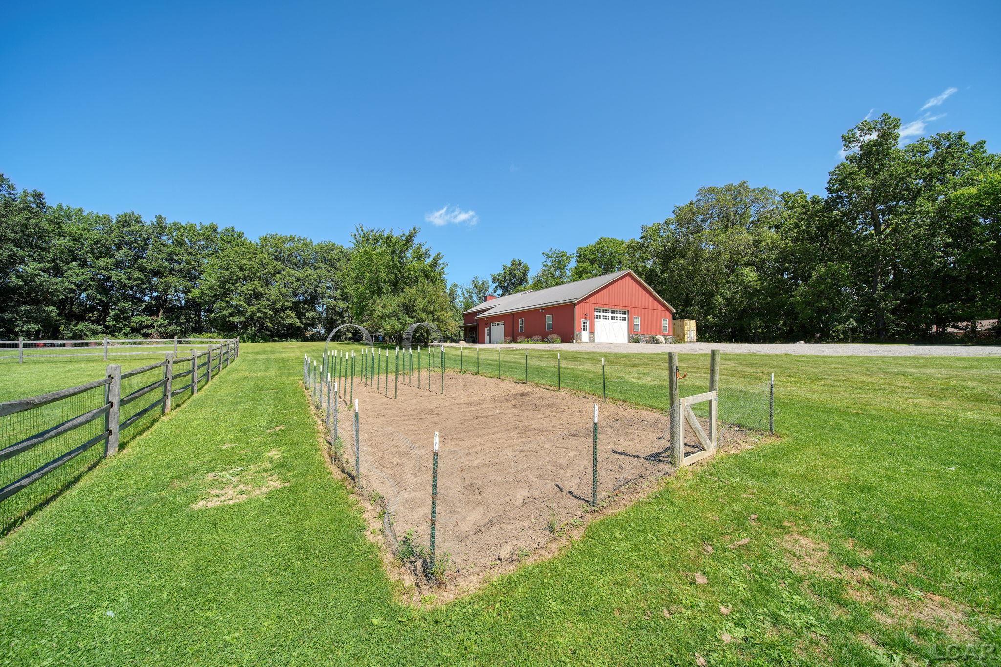 2301 Wolf Creek Highway Property Photo 34