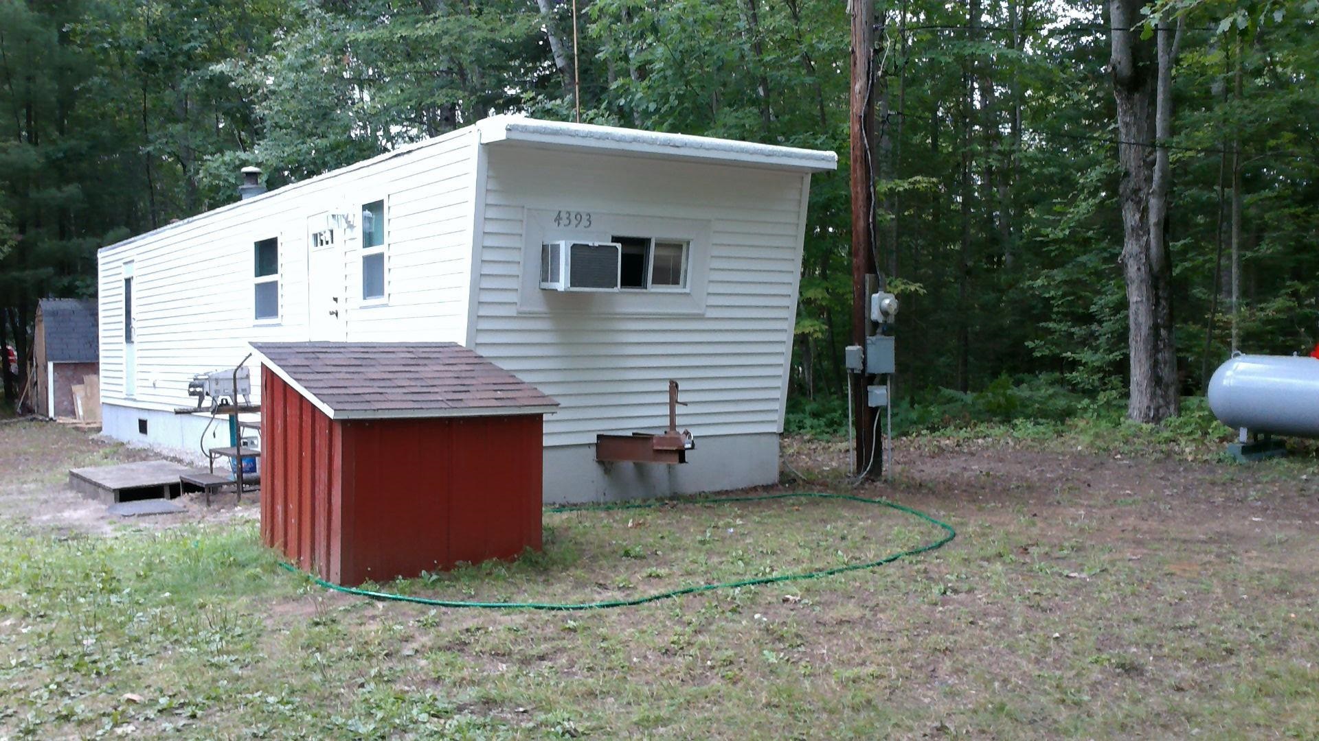 4393 Hemlock Street Property Photo 1