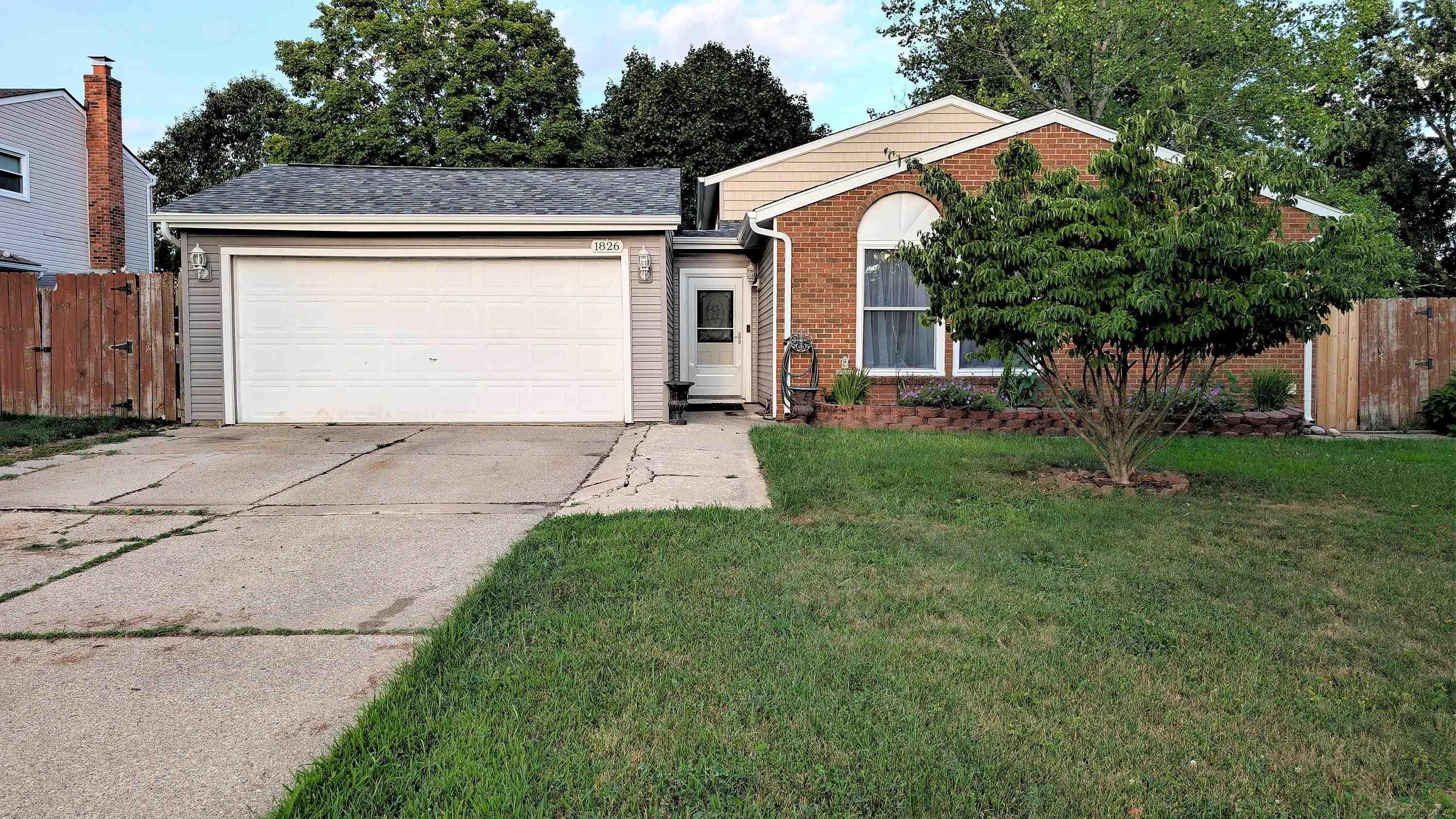 1826 Windingway Drive Property Photo 1