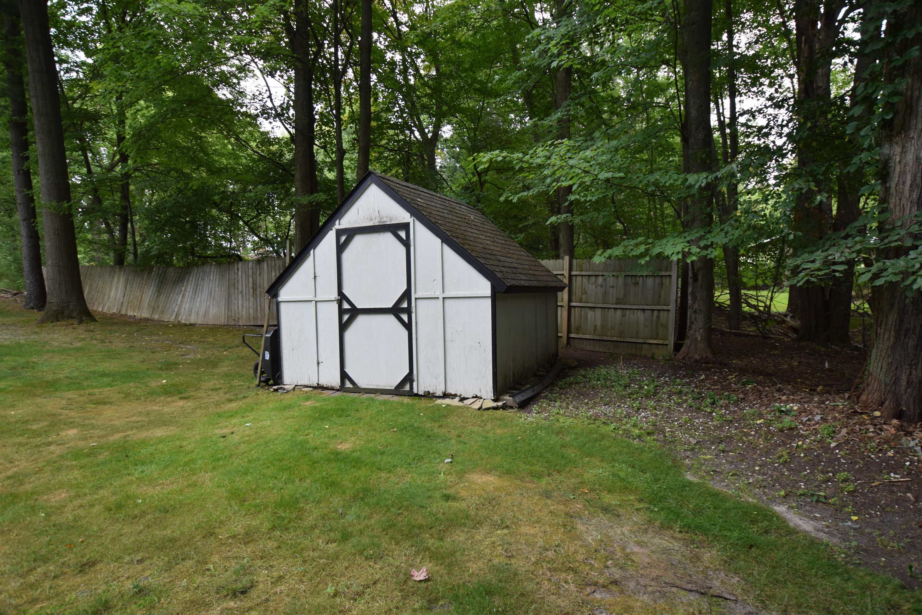 3952 E Kens Lane Property Photo 28