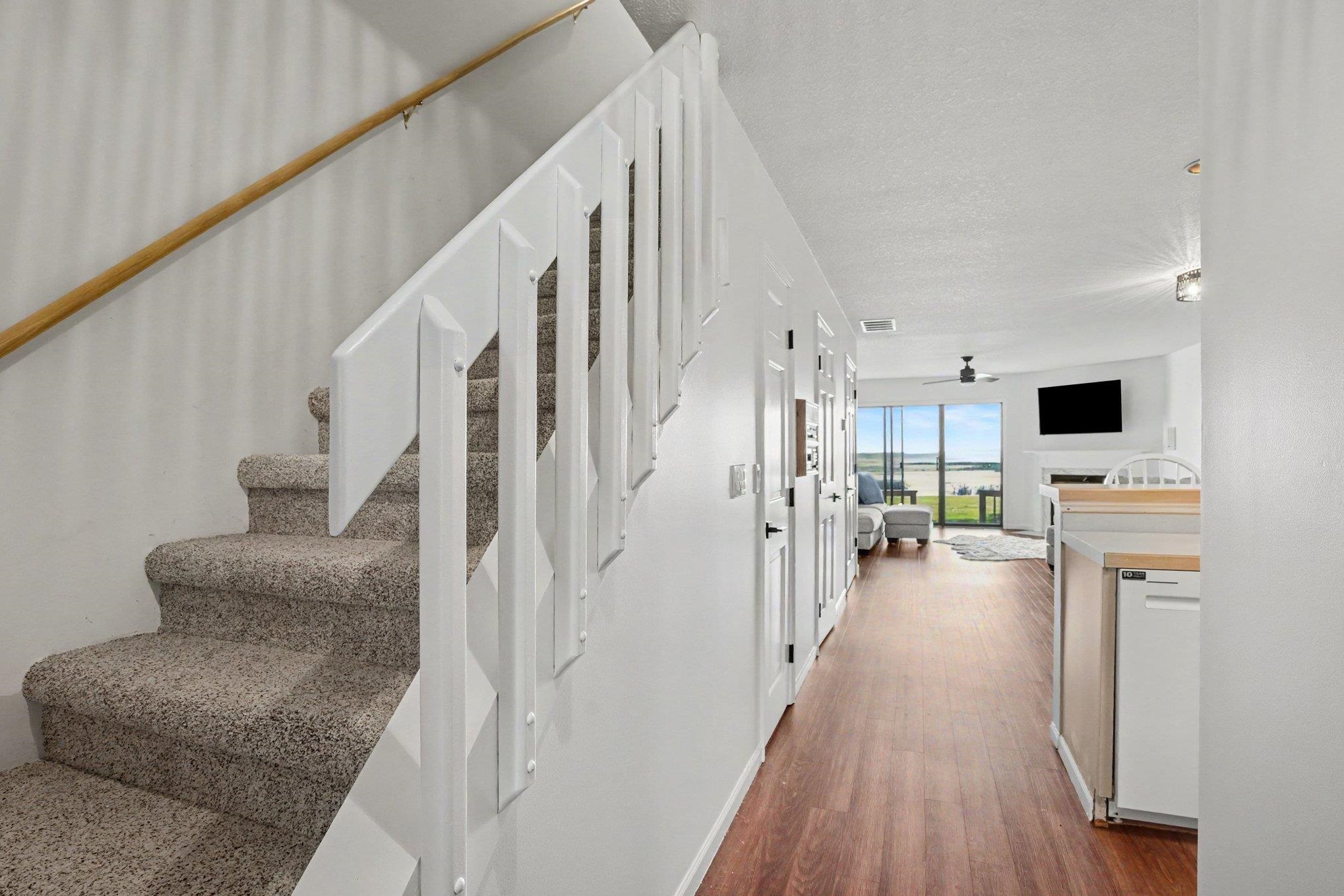 57 Harbour View Pointe Road Property Photo 2