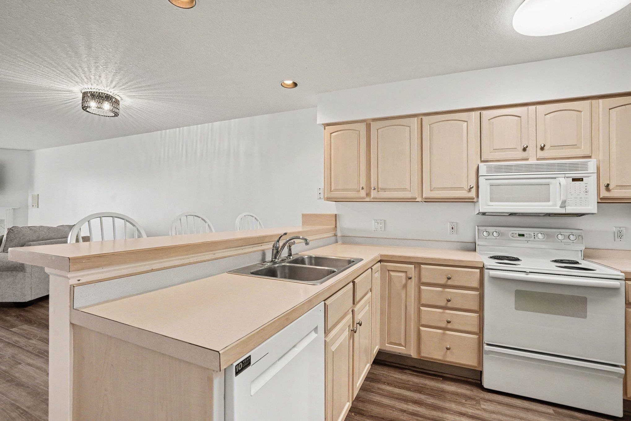 57 Harbour View Pointe Road Property Photo 10