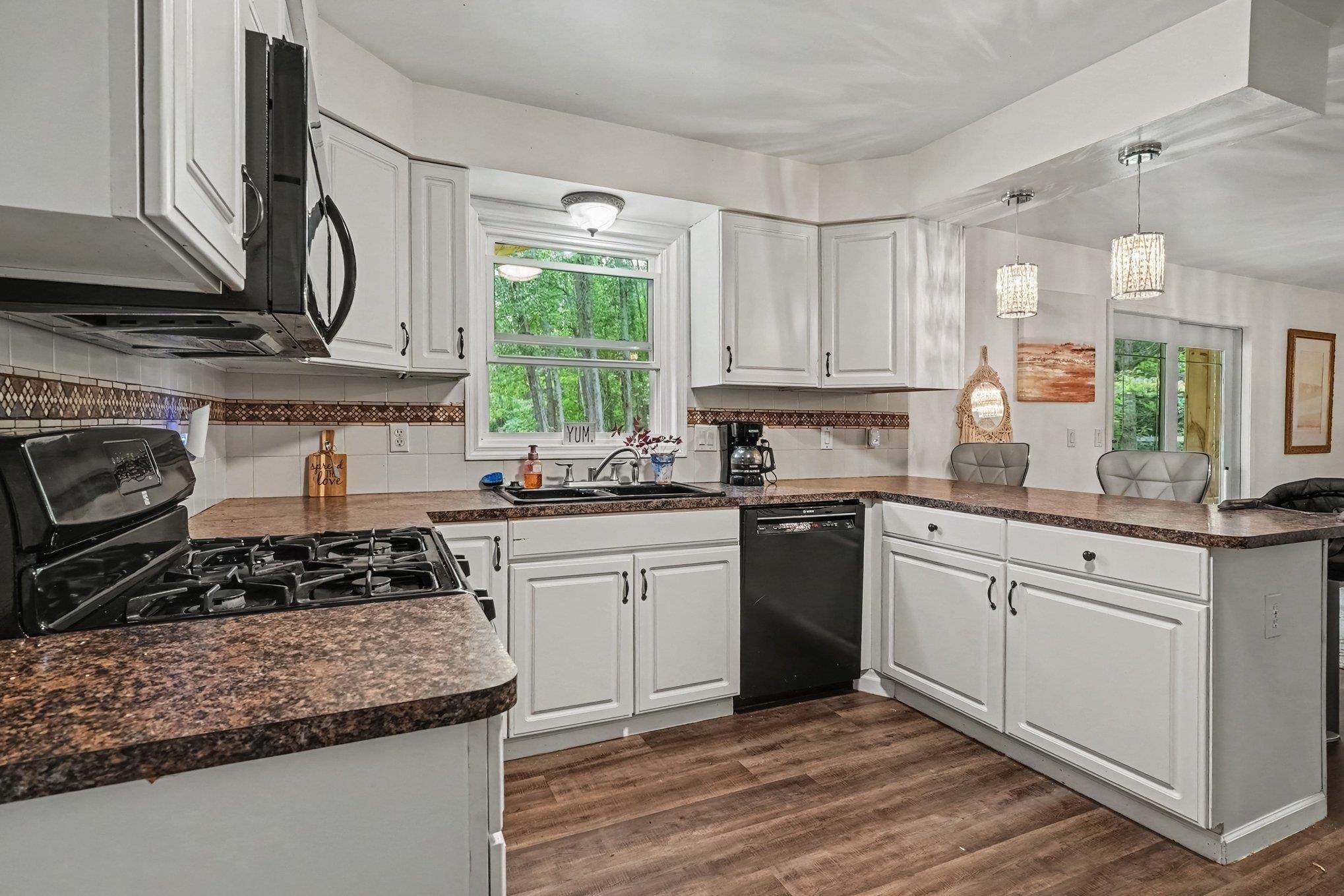 1632 E Miller Road Property Photo 6