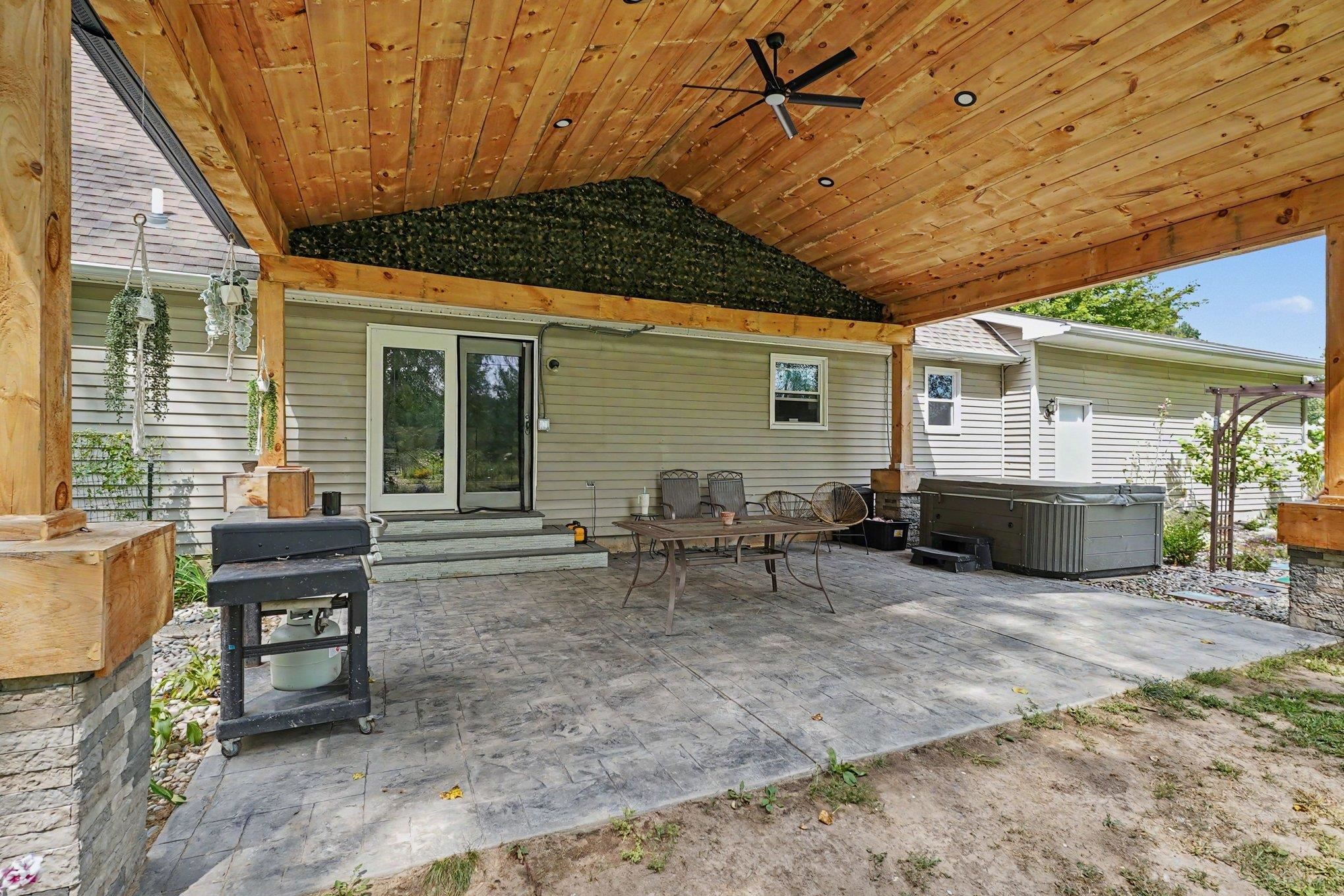 1632 E Miller Road Property Photo 22