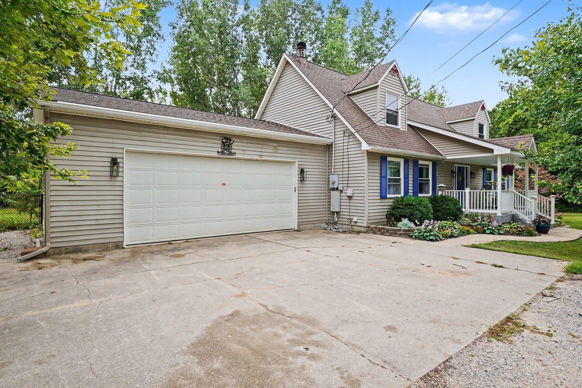 1632 E Miller Road Property Photo 32