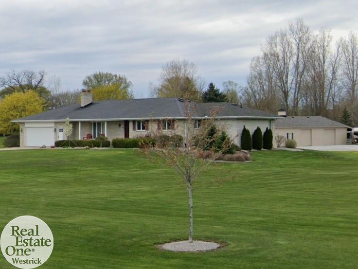 19505 32 Mile Road Property Photo 1
