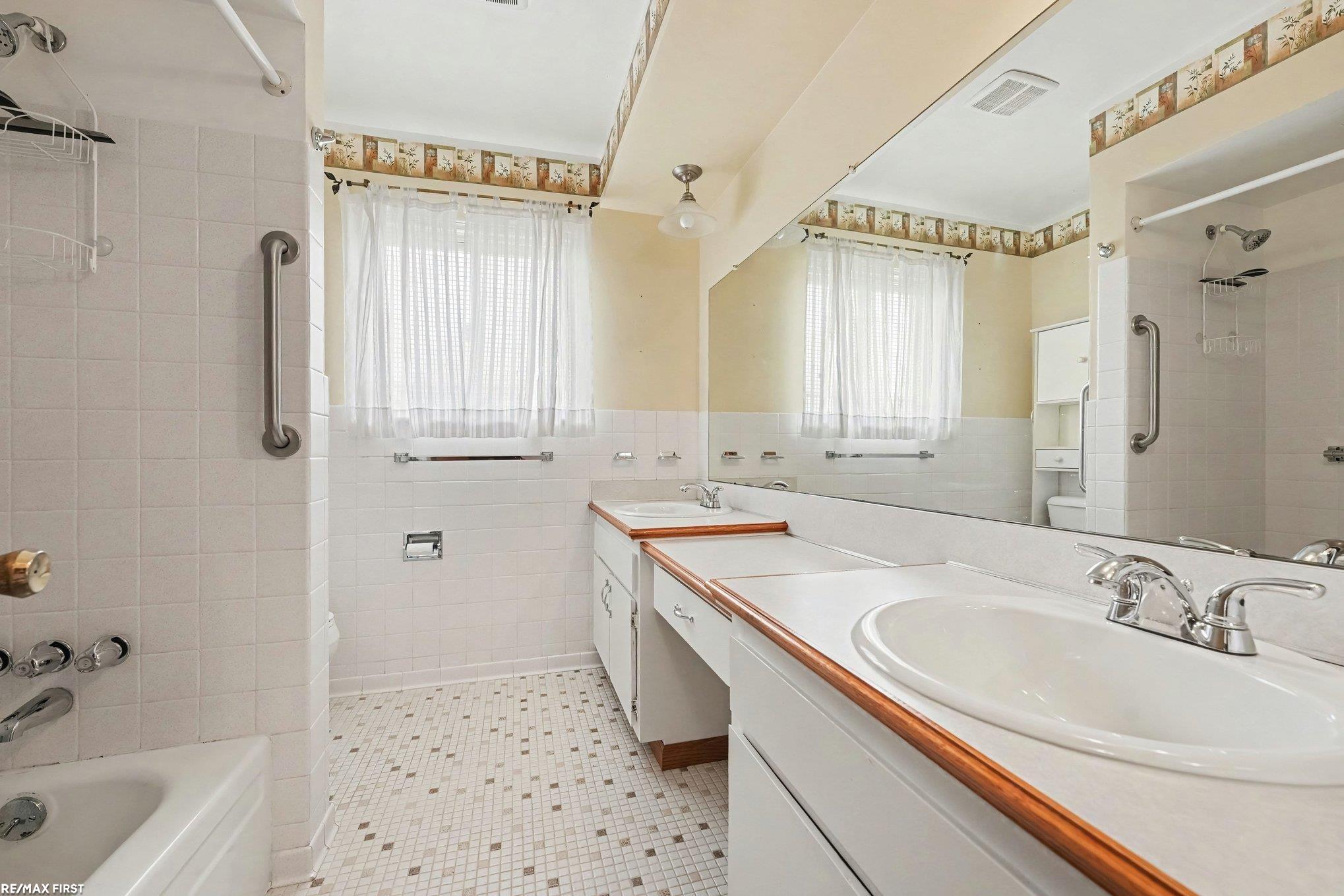 14250 Ivanhoe Street Property Photo 24