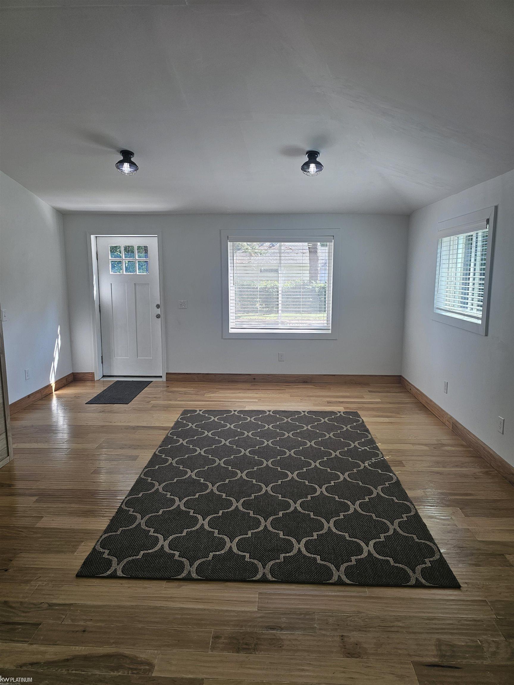 7354 Byron Drive Property Photo 4