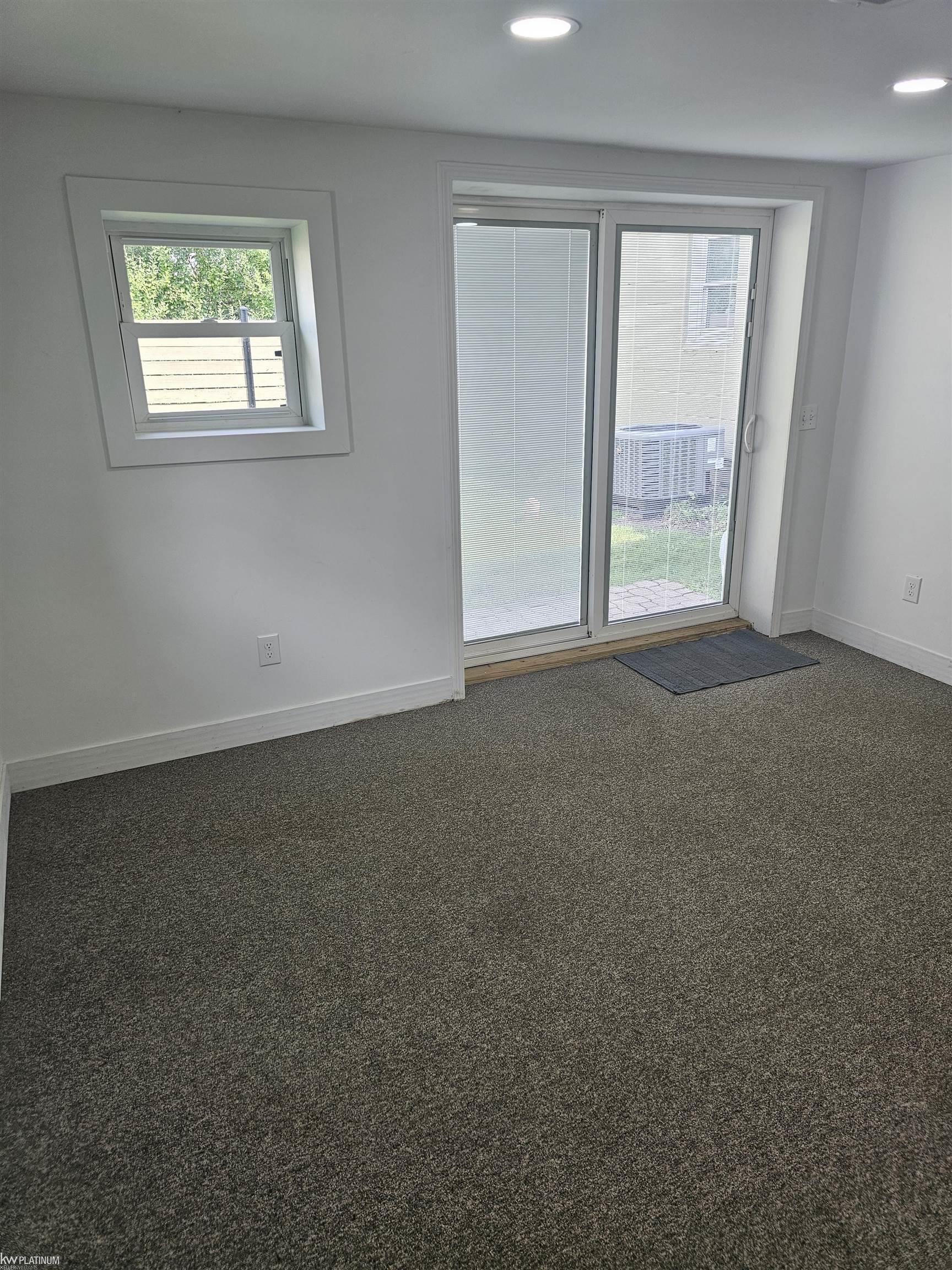 7354 Byron Drive Property Photo 18