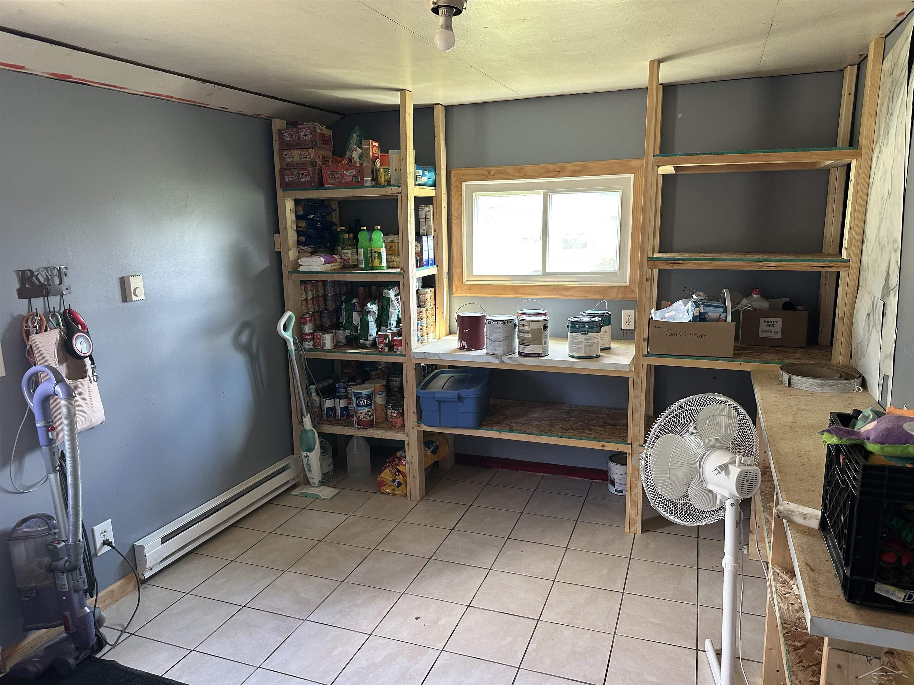 372 E Alice Street Property Photo 21