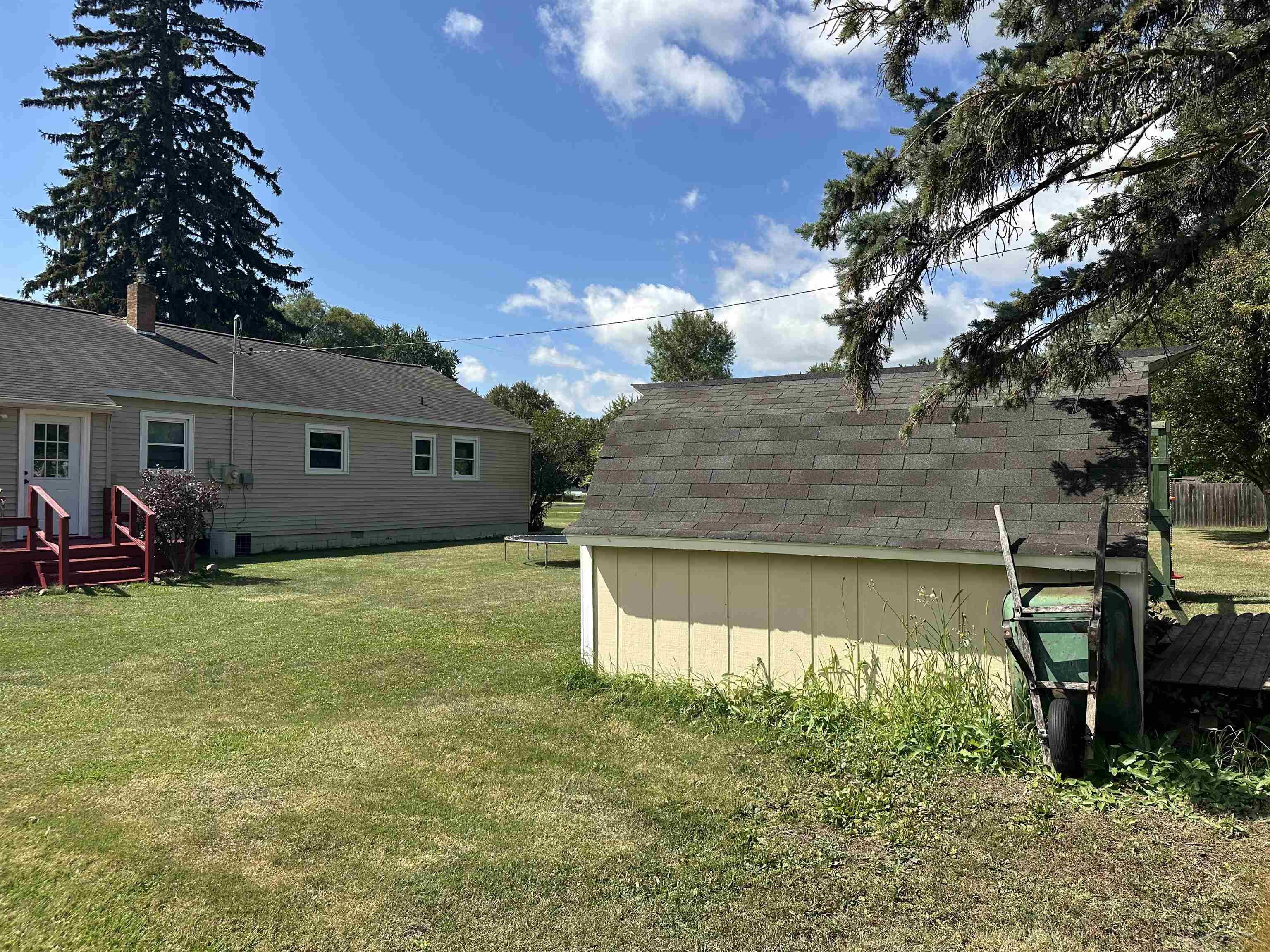 372 E Alice Street Property Photo 27