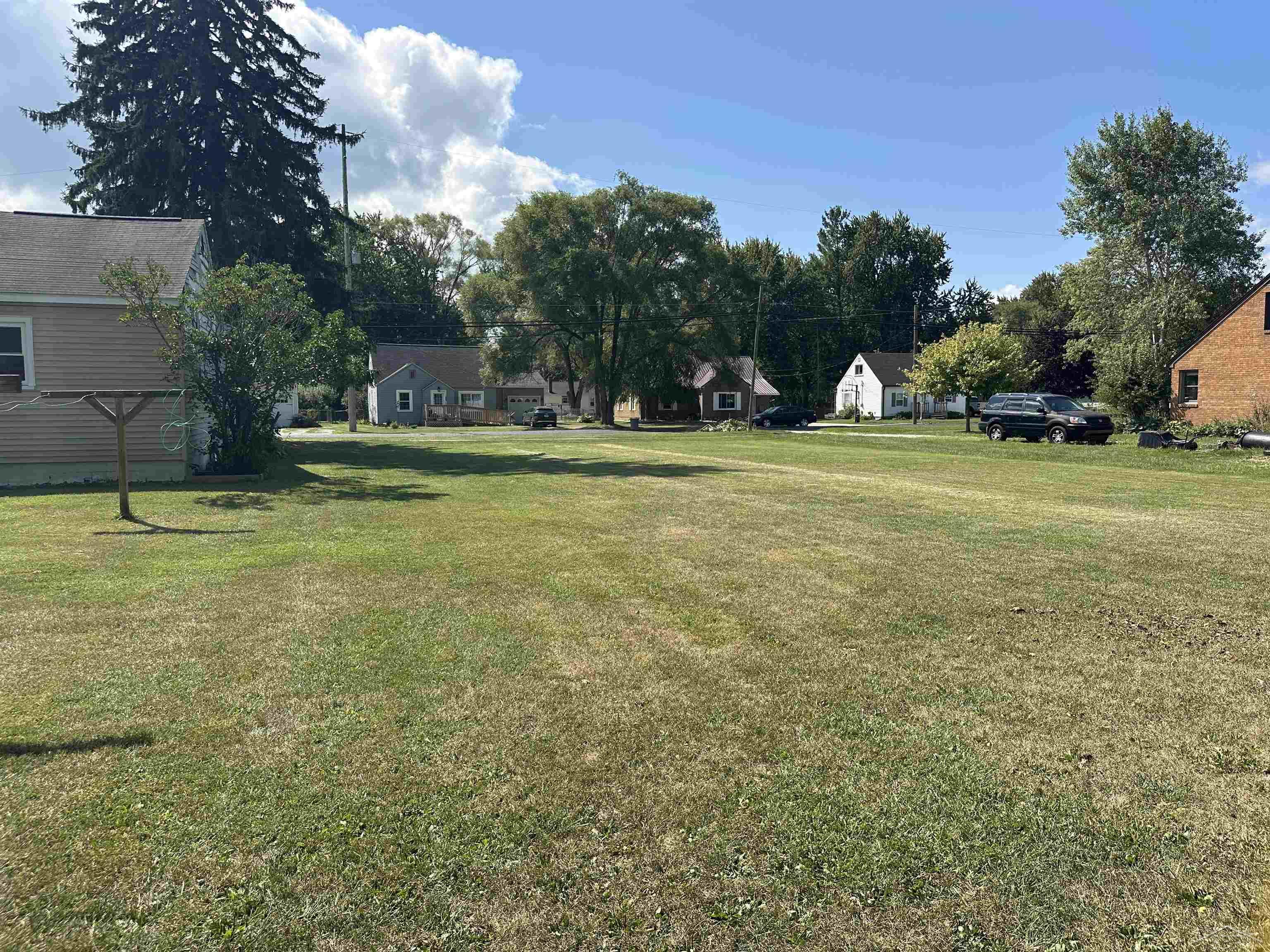 372 E Alice Street Property Photo 29